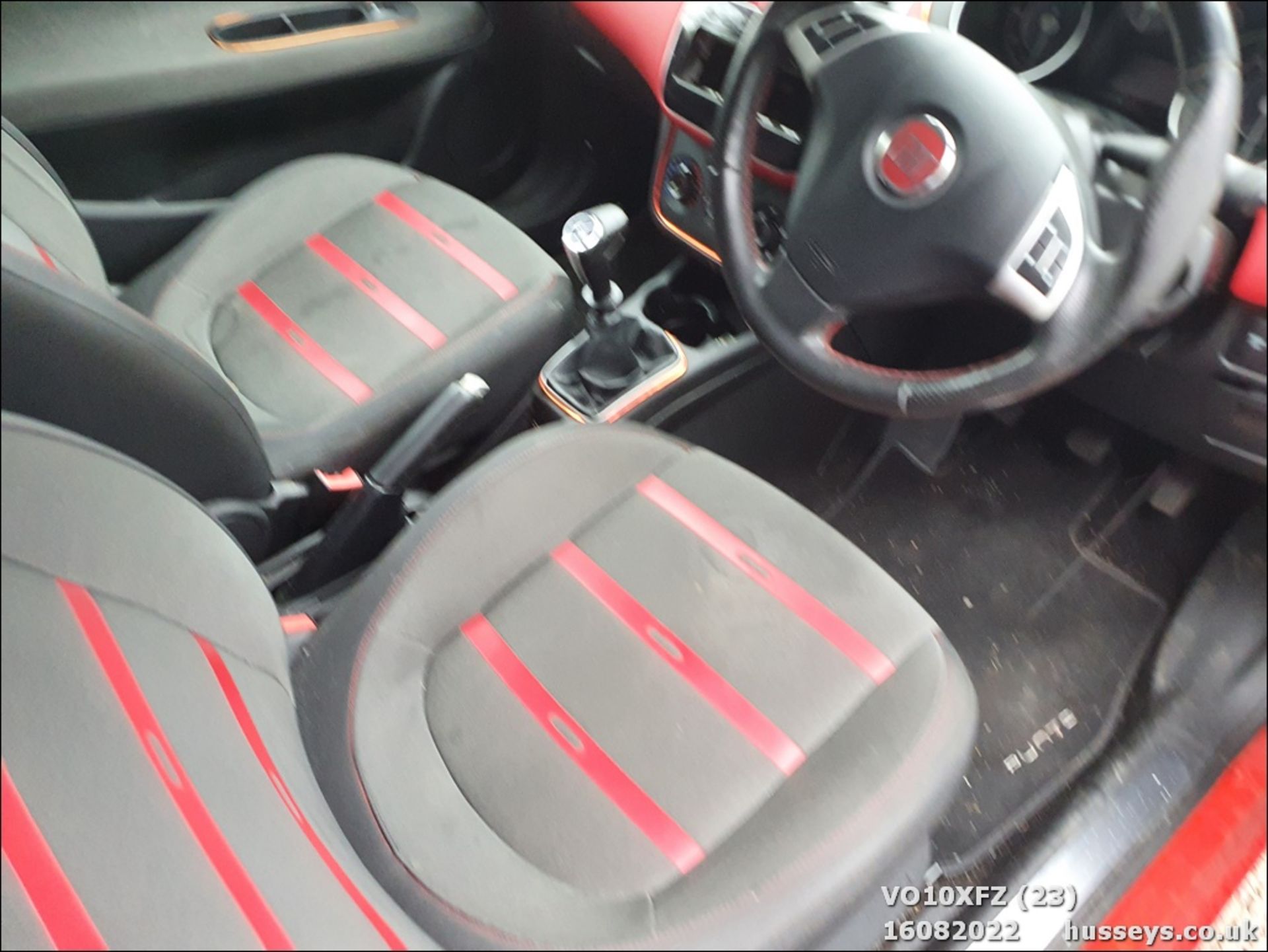 10/10 FIAT PUNTO EVO GP - 1368cc 3dr Hatchback (Red) - Image 22 of 27