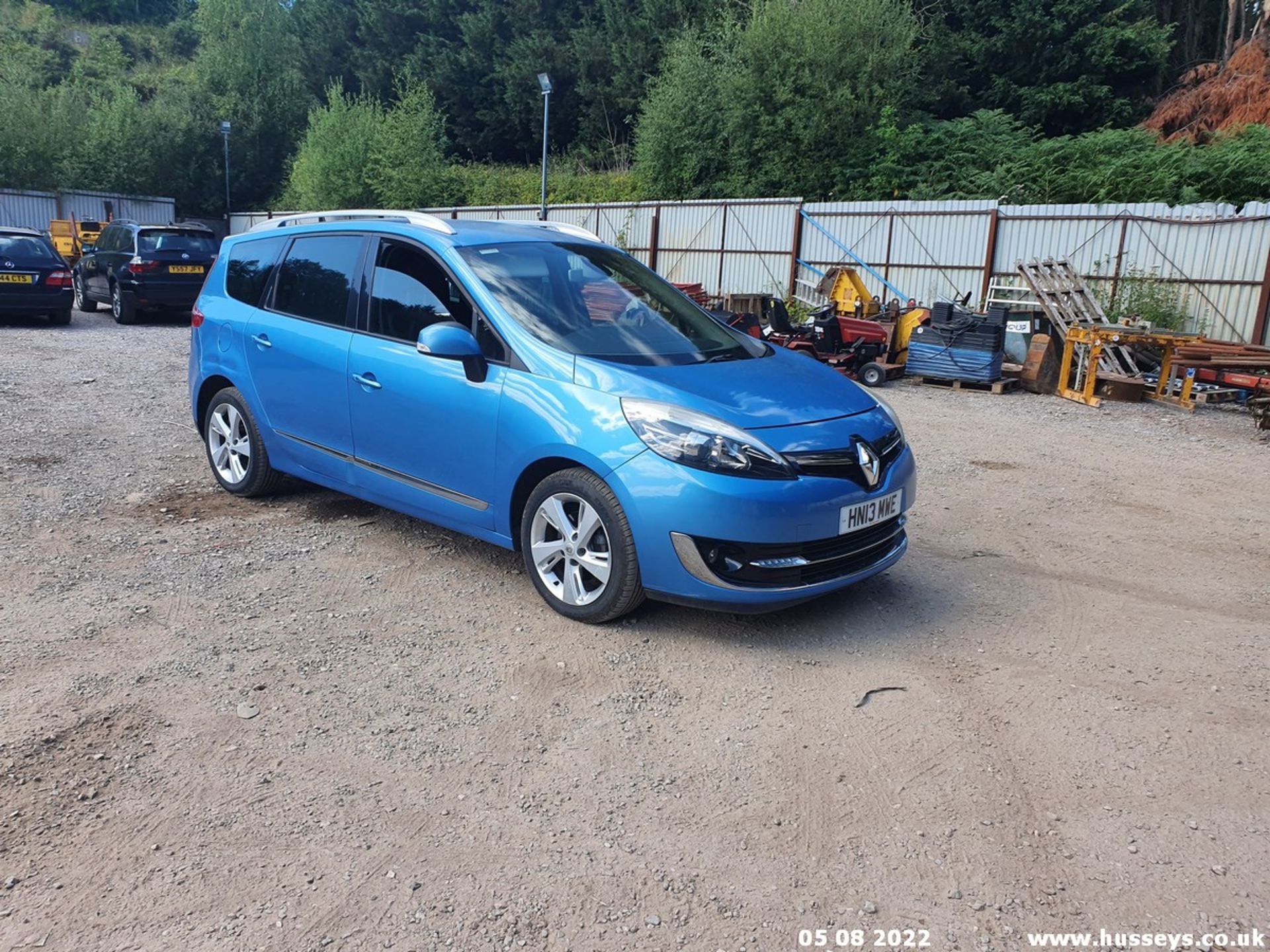 13/13 RENAULT G SCENIC D-QUE TT ENERGY - 1461cc 5dr MPV (Blue) - Image 2 of 43