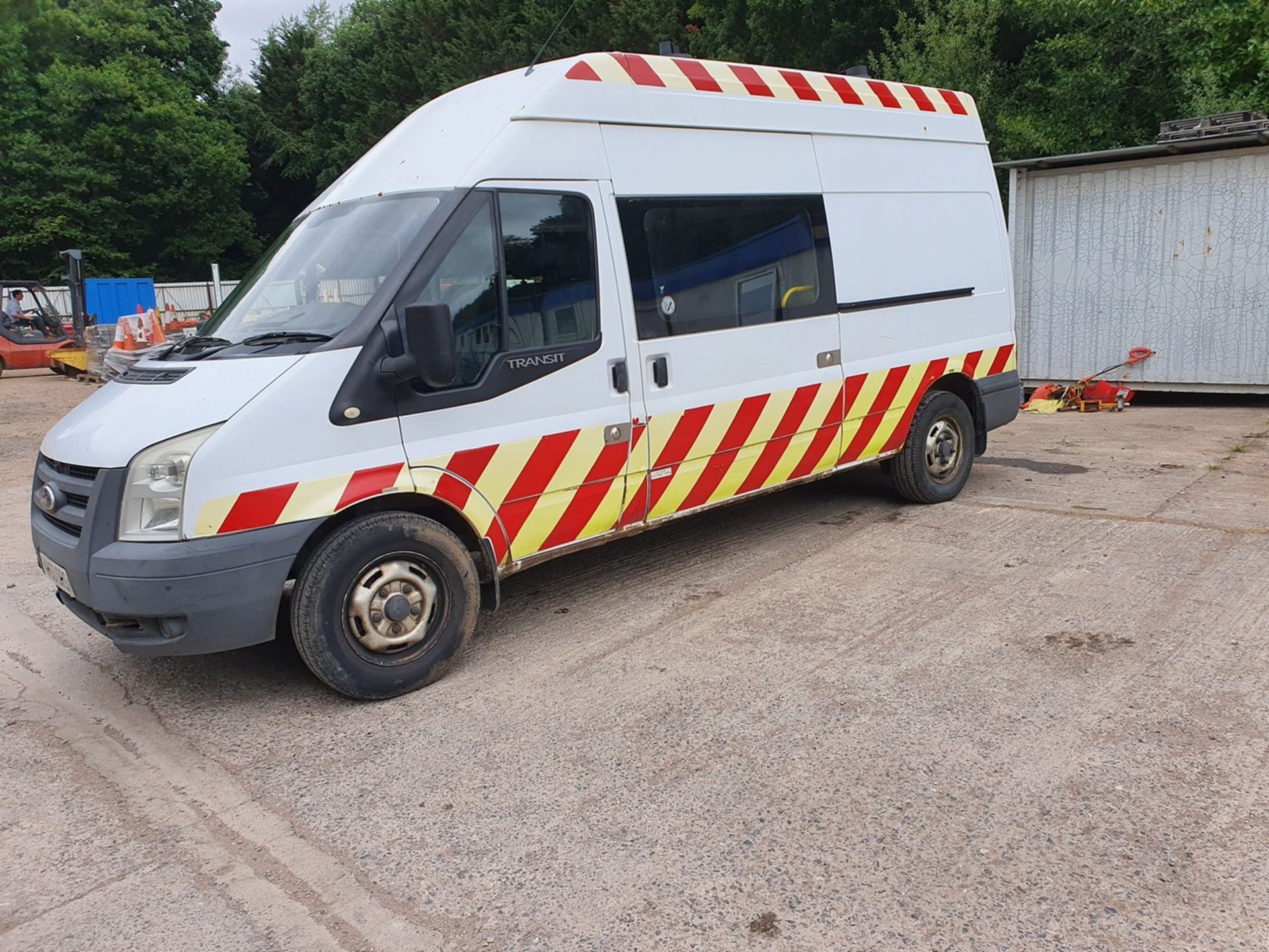 10/60 FORD TRANSIT 100 T350L RWD - 2402cc Van (White, 162k) - Image 14 of 27