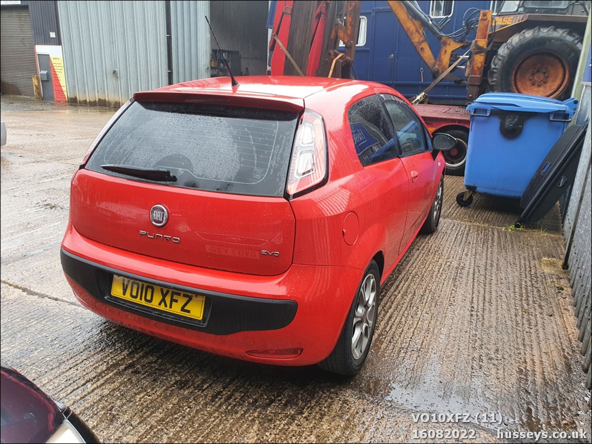 10/10 FIAT PUNTO EVO GP - 1368cc 3dr Hatchback (Red) - Image 10 of 27