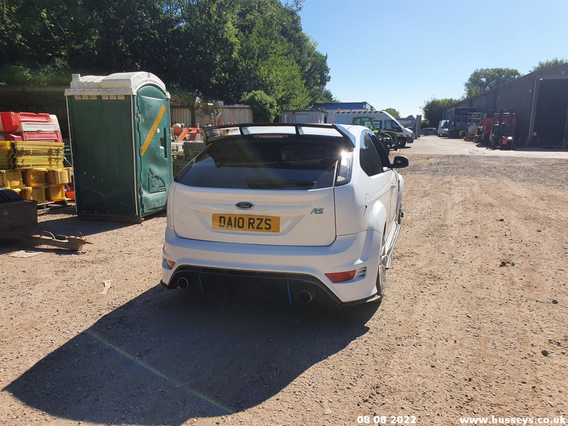 10/10 FORD FOCUS ZETEC S 125 - 1798cc 3dr Hatchback (White, 106k) - Image 16 of 65