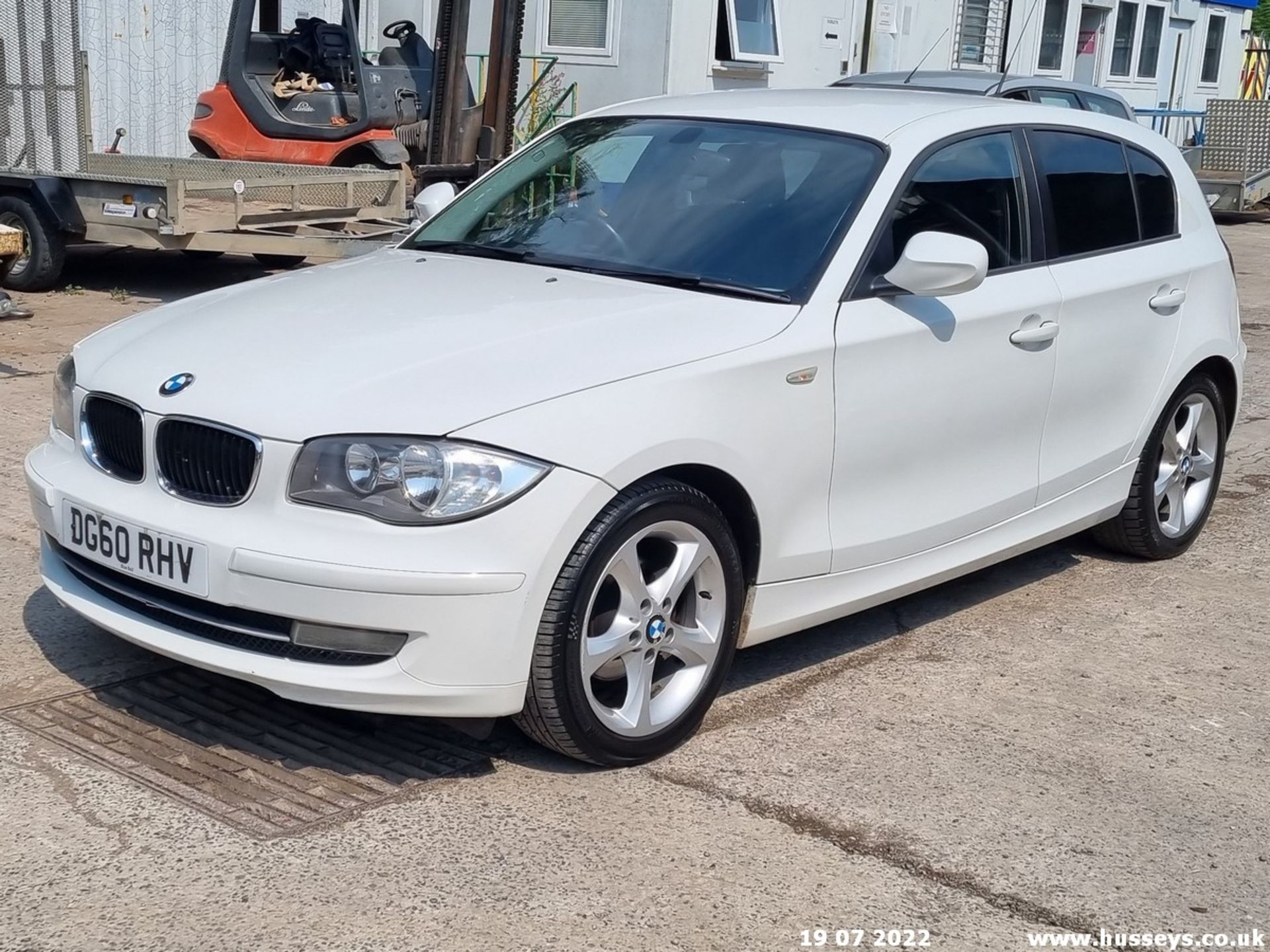 10/60 BMW 116D SPORT - 1995cc 5dr Hatchback (White, 150k)