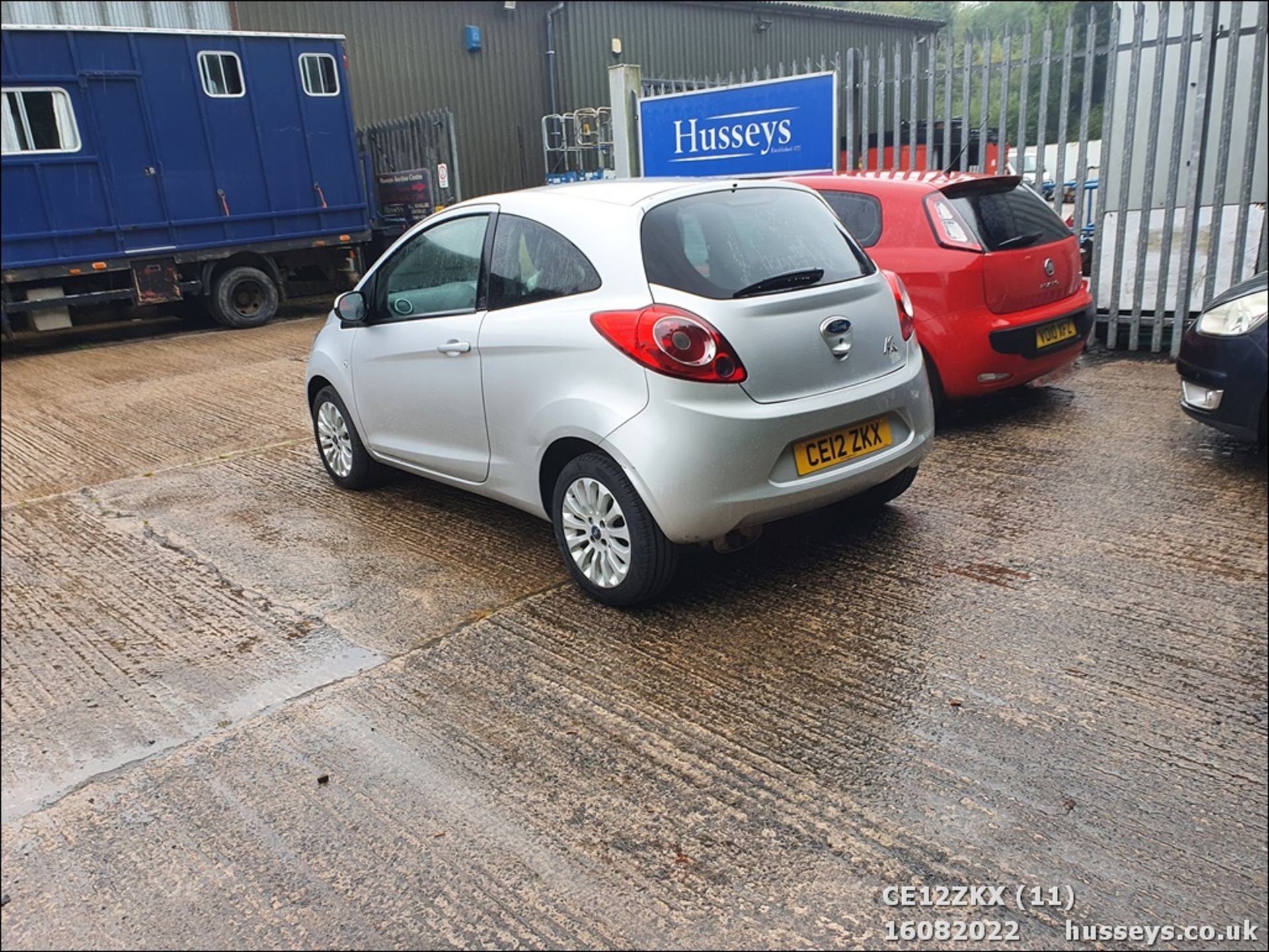 12/12 FORD KA ZETEC - 1242cc 3dr Hatchback (Silver, 59k) - Image 11 of 36