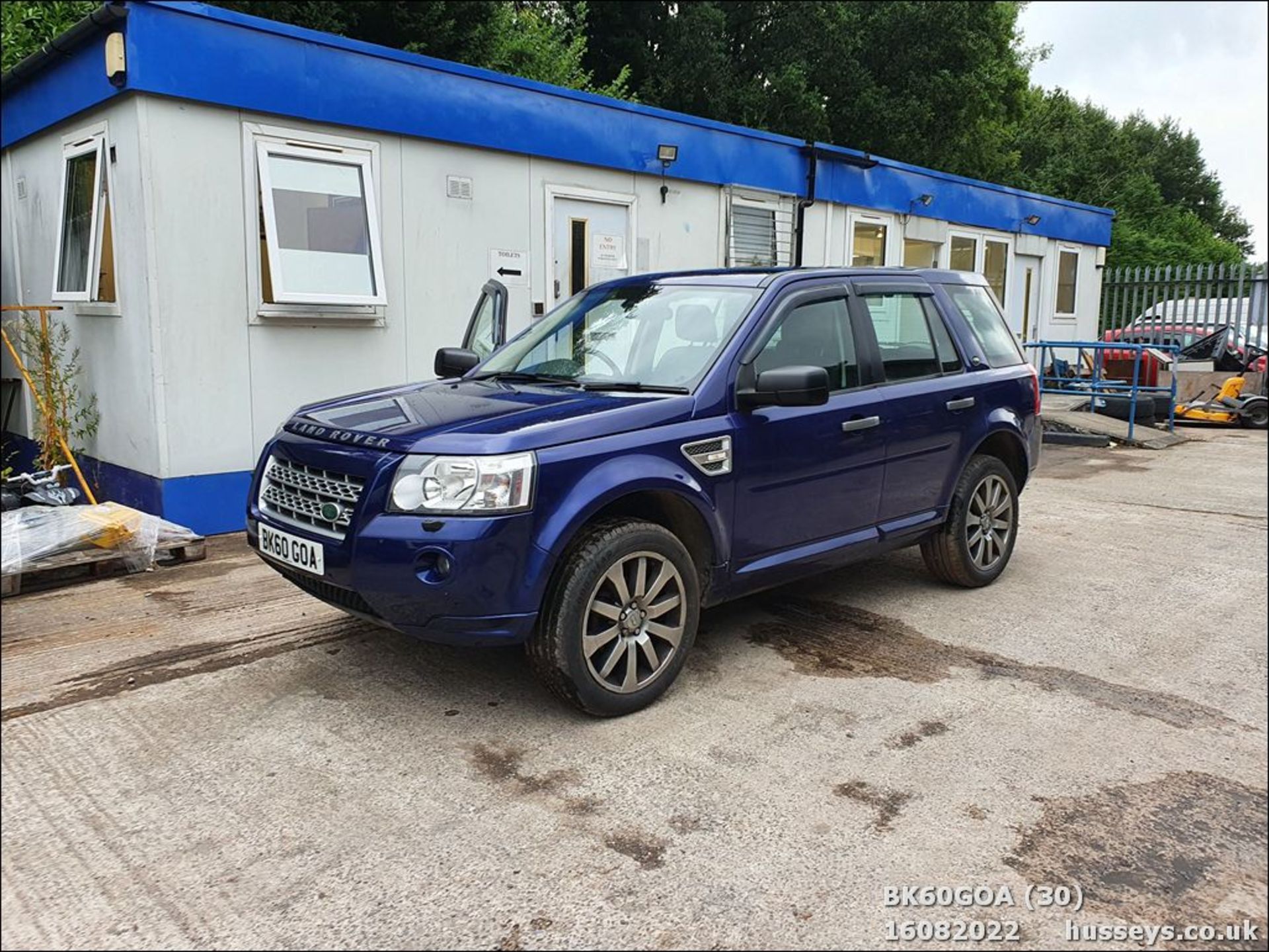 10/60 LAND ROVER FREELANDER HSE TD4 AUTO - 2179cc 5dr Estate (Blue, 118k) - Image 31 of 35