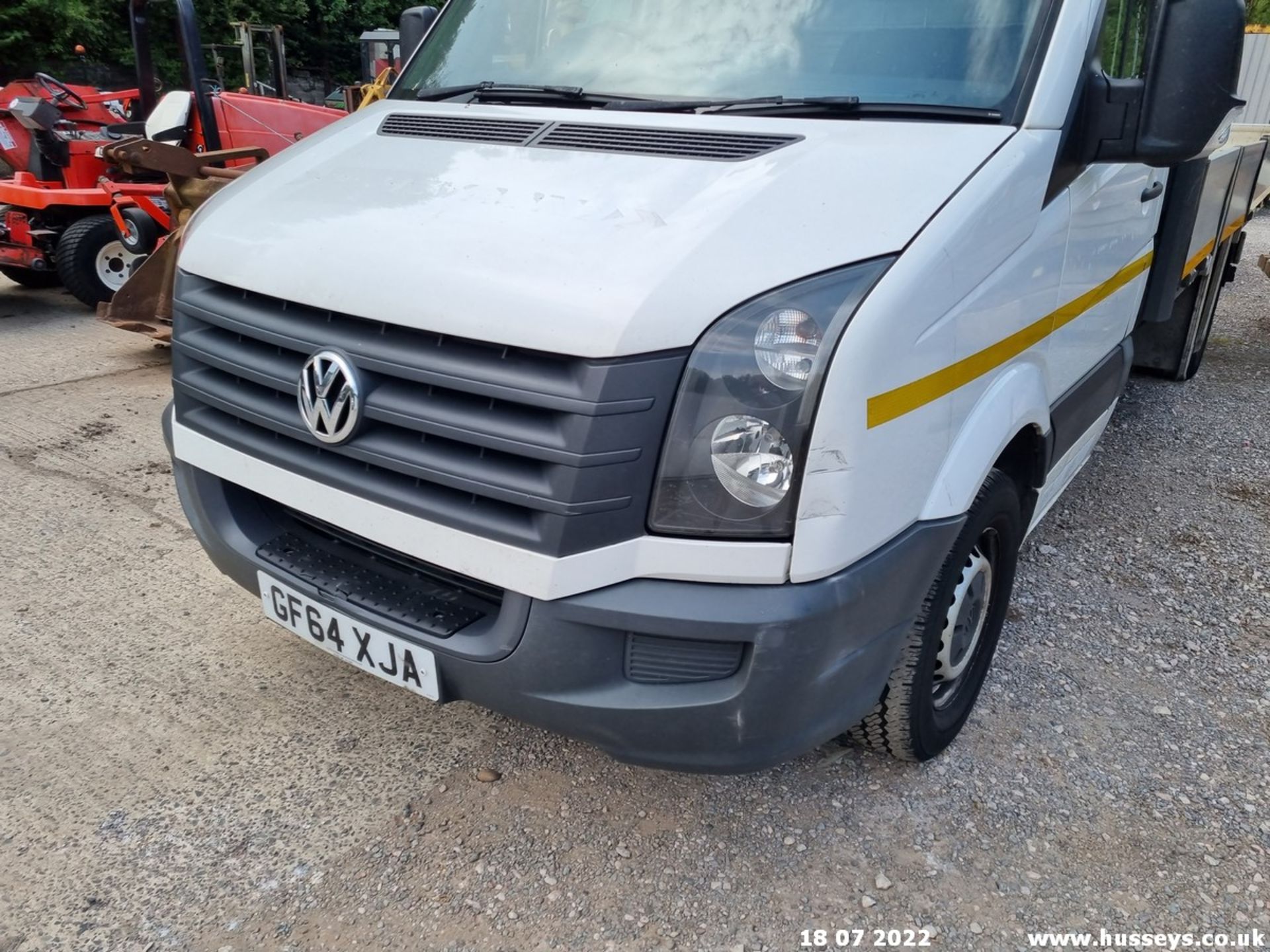 14/64 VOLKSWAGEN CRAFTER CR35 TDI - 1968cc 2dr Flat Bed (White, 221k) - Image 7 of 21