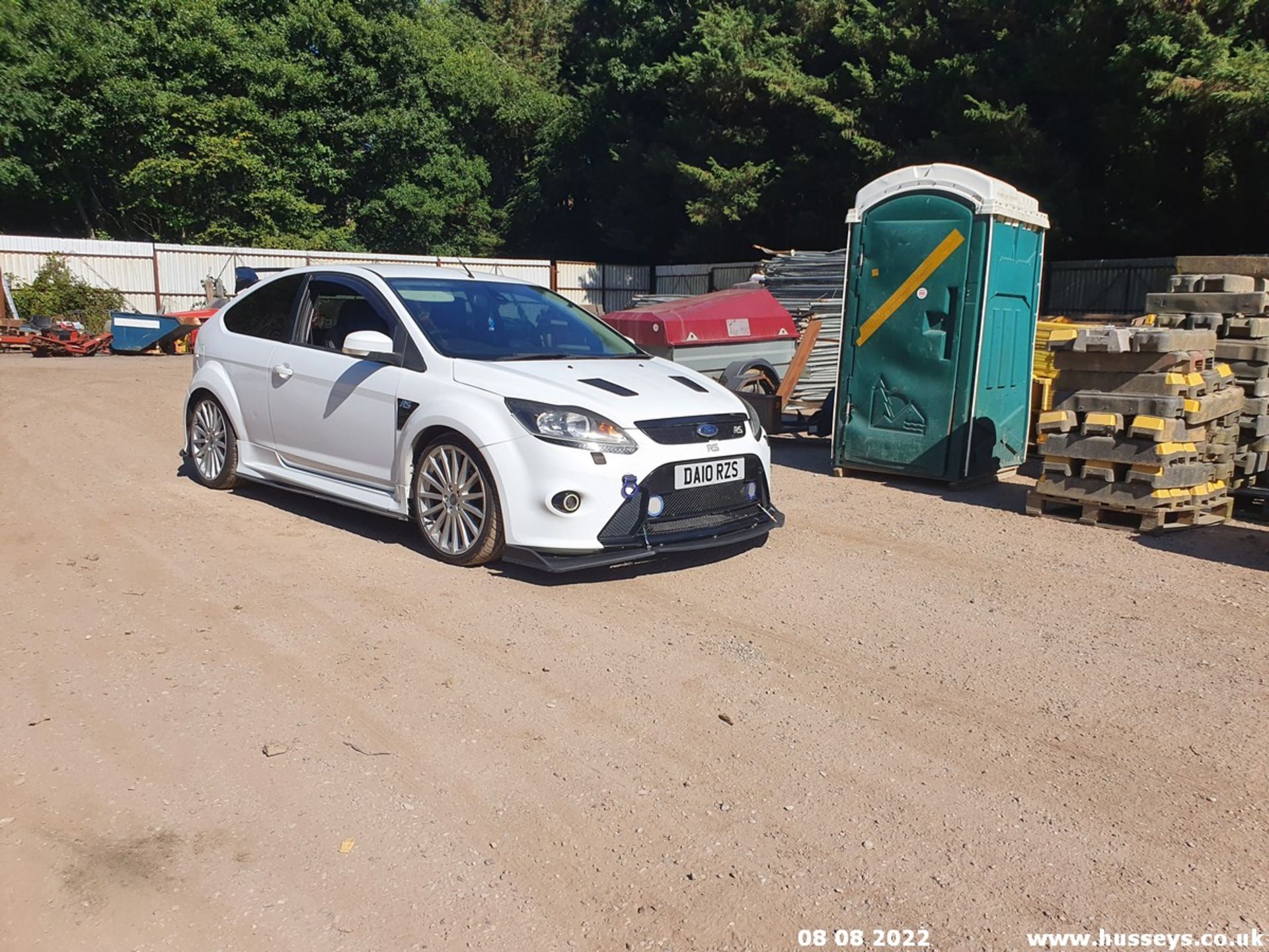 10/10 FORD FOCUS ZETEC S 125 - 1798cc 3dr Hatchback (White, 106k) - Image 3 of 65