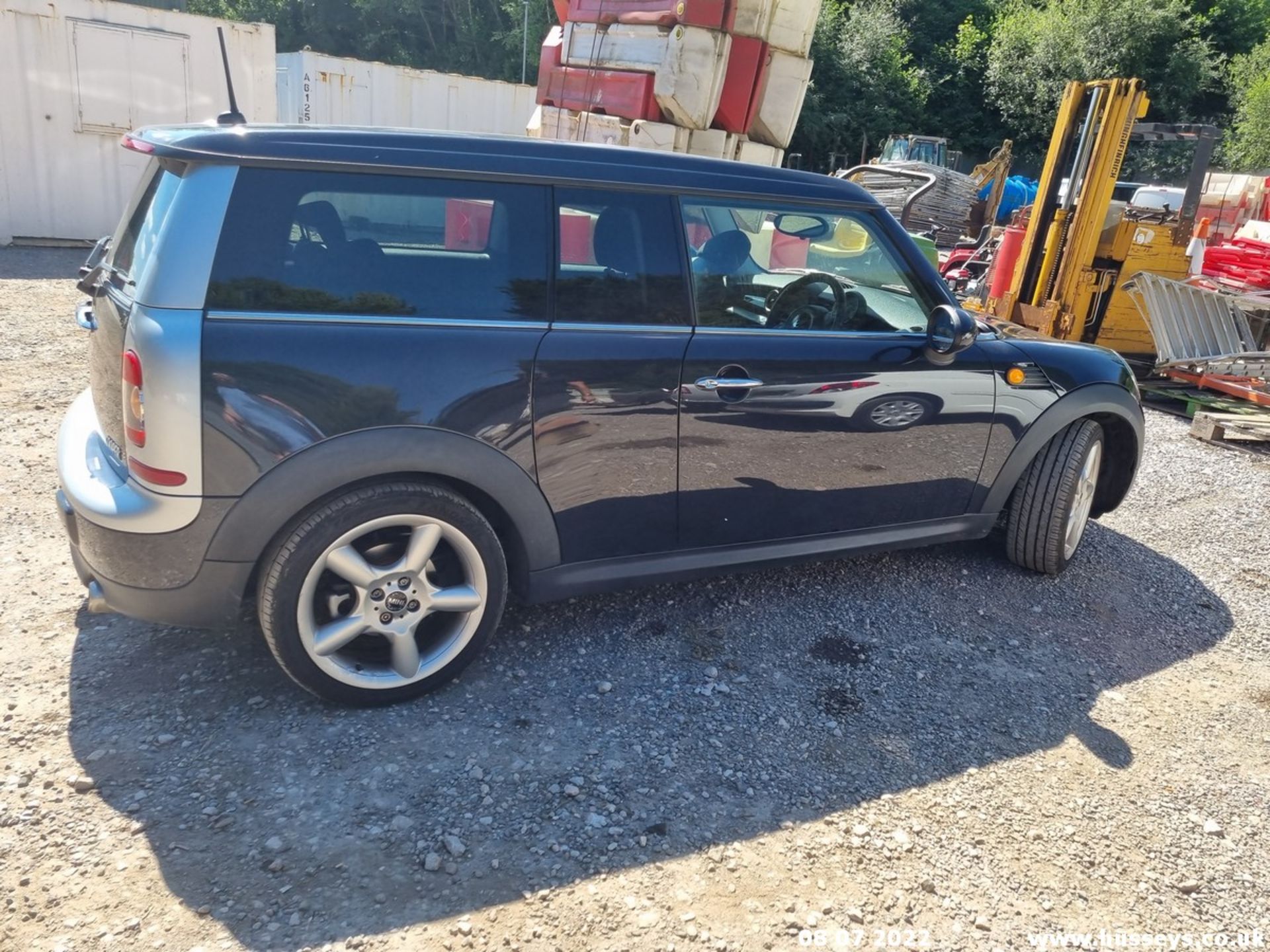 09/09 MINI COOPER CLUBMAN - 1598cc 5dr Estate (Black, 75k) - Image 7 of 34