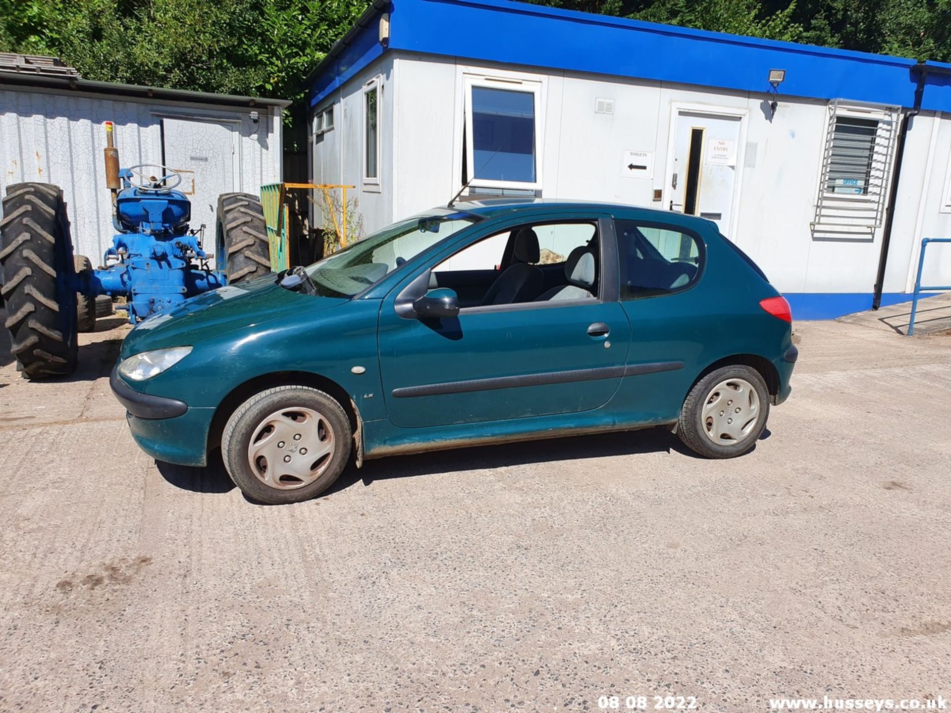 2001 PEUGEOT 206 LX AUTO - 1360cc 3dr Hatchback (Green) - Image 15 of 22