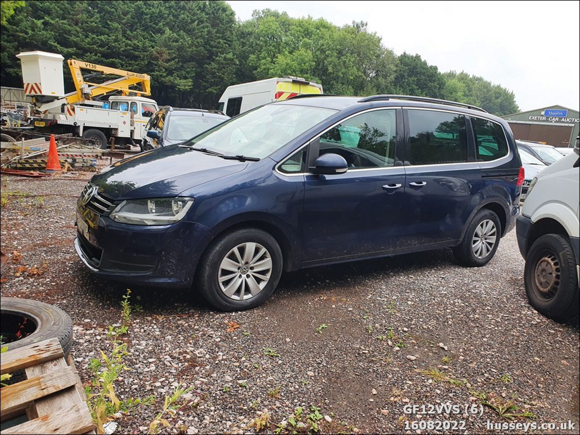 12/12 VOLKSWAGEN SHARAN SE BLUEMOTION TDI - 1968cc 5dr MPV (Blue) - Image 6 of 23