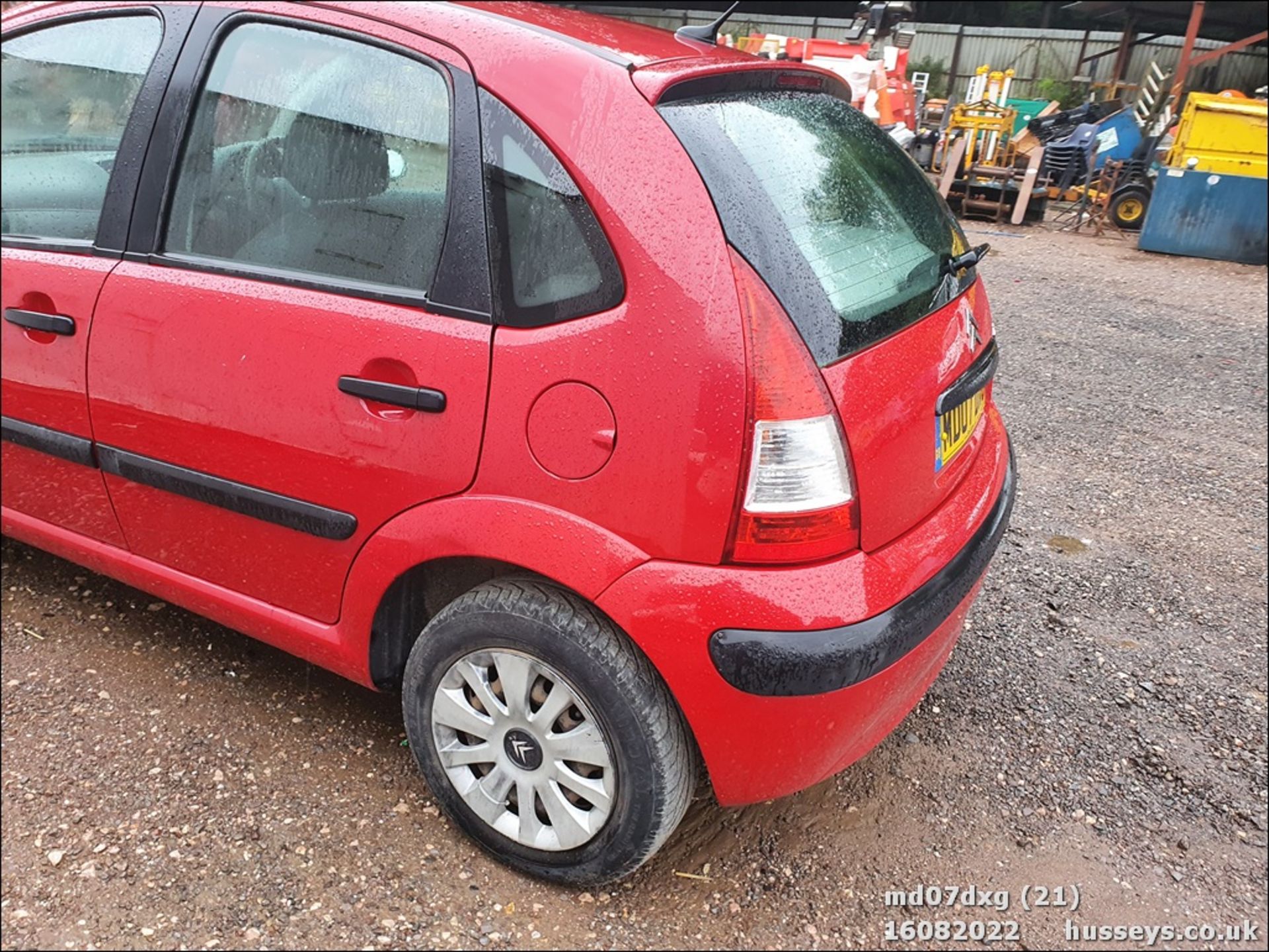 07/07 CITROEN C3 AIRPLAY+ - 1124cc 5dr Hatchback (Red, 99k) - Image 21 of 30