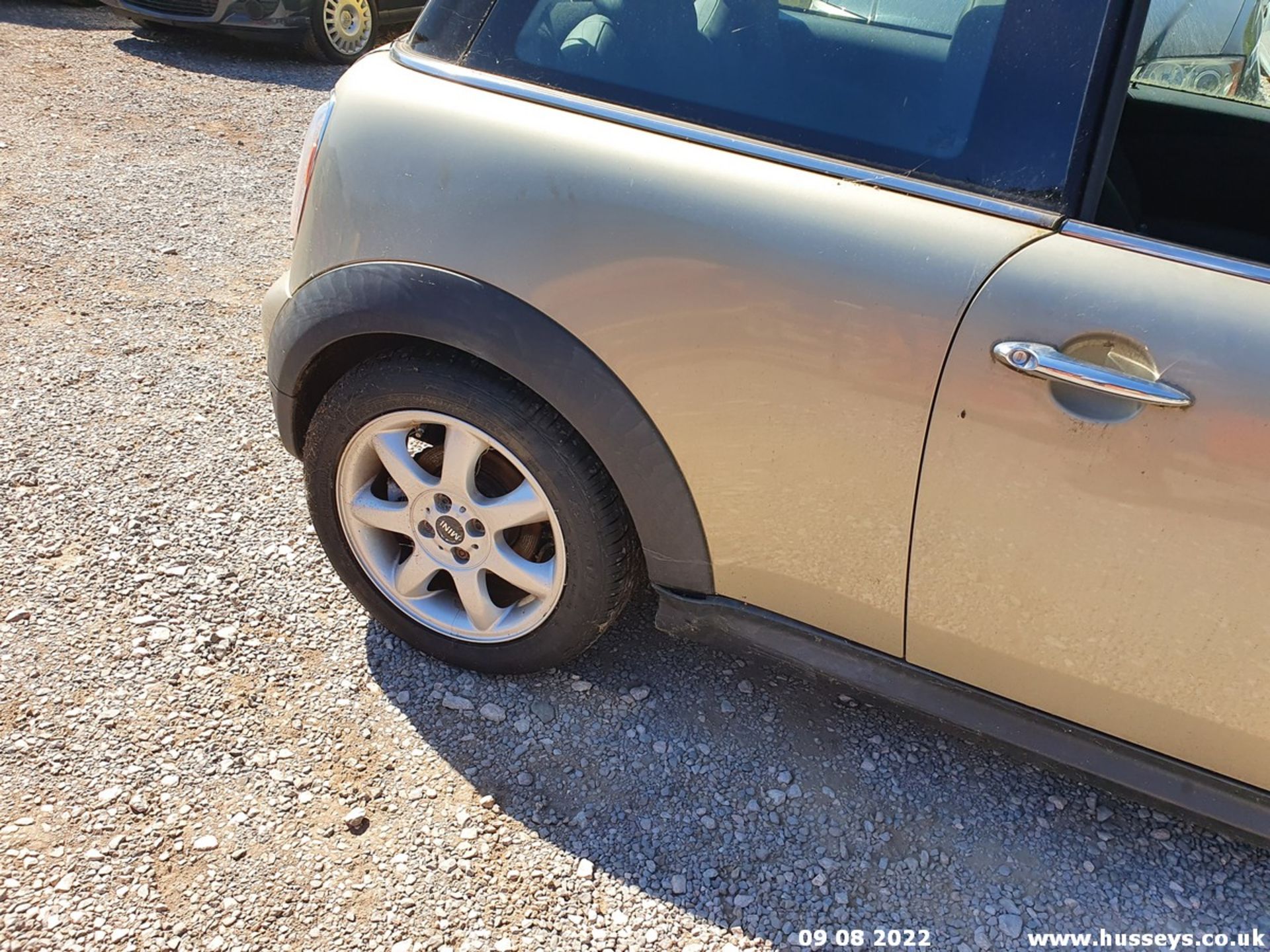 07/57 MINI COOPER - 1598cc 3dr Hatchback (Silver, 33k) - Image 12 of 55