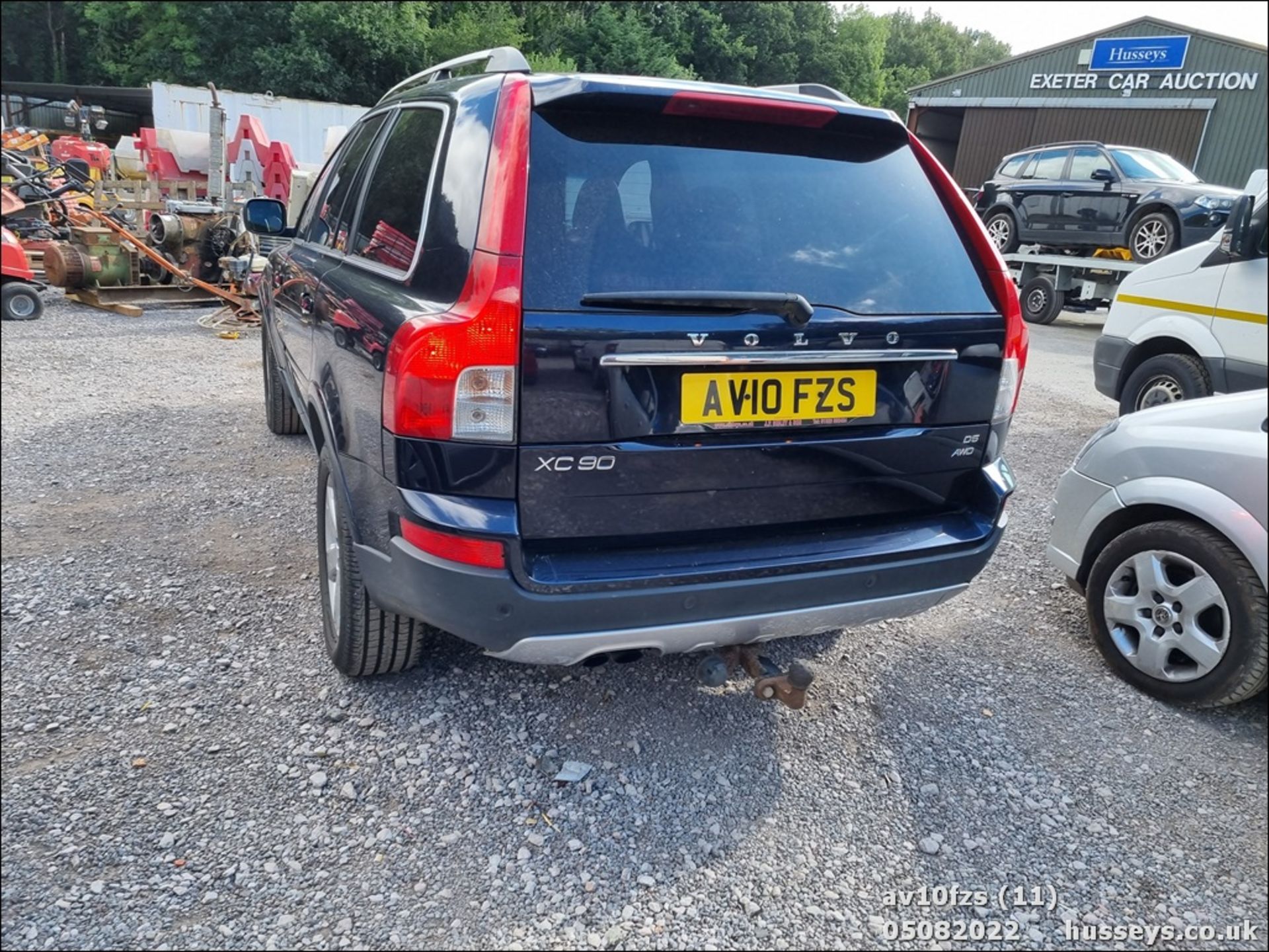 10/10 VOLVO XC90 ACTIVE AWD D5 - 2401cc 5dr Estate (Blue, 100k) - Image 11 of 31