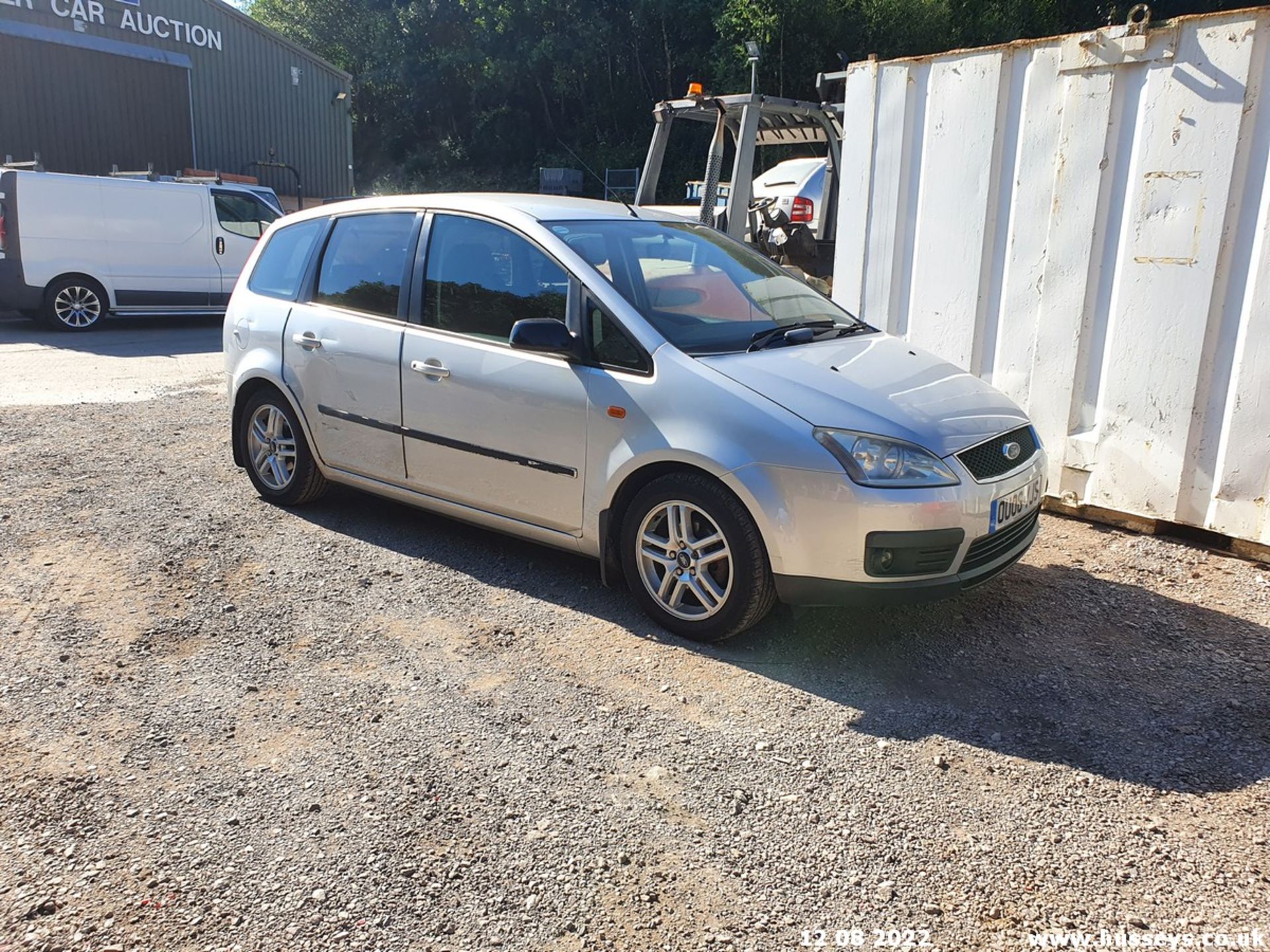 06/06 FORD FOCUS C-MAX ZETEC - 1596cc 5dr MPV (Silver, 102k) - Image 3 of 29