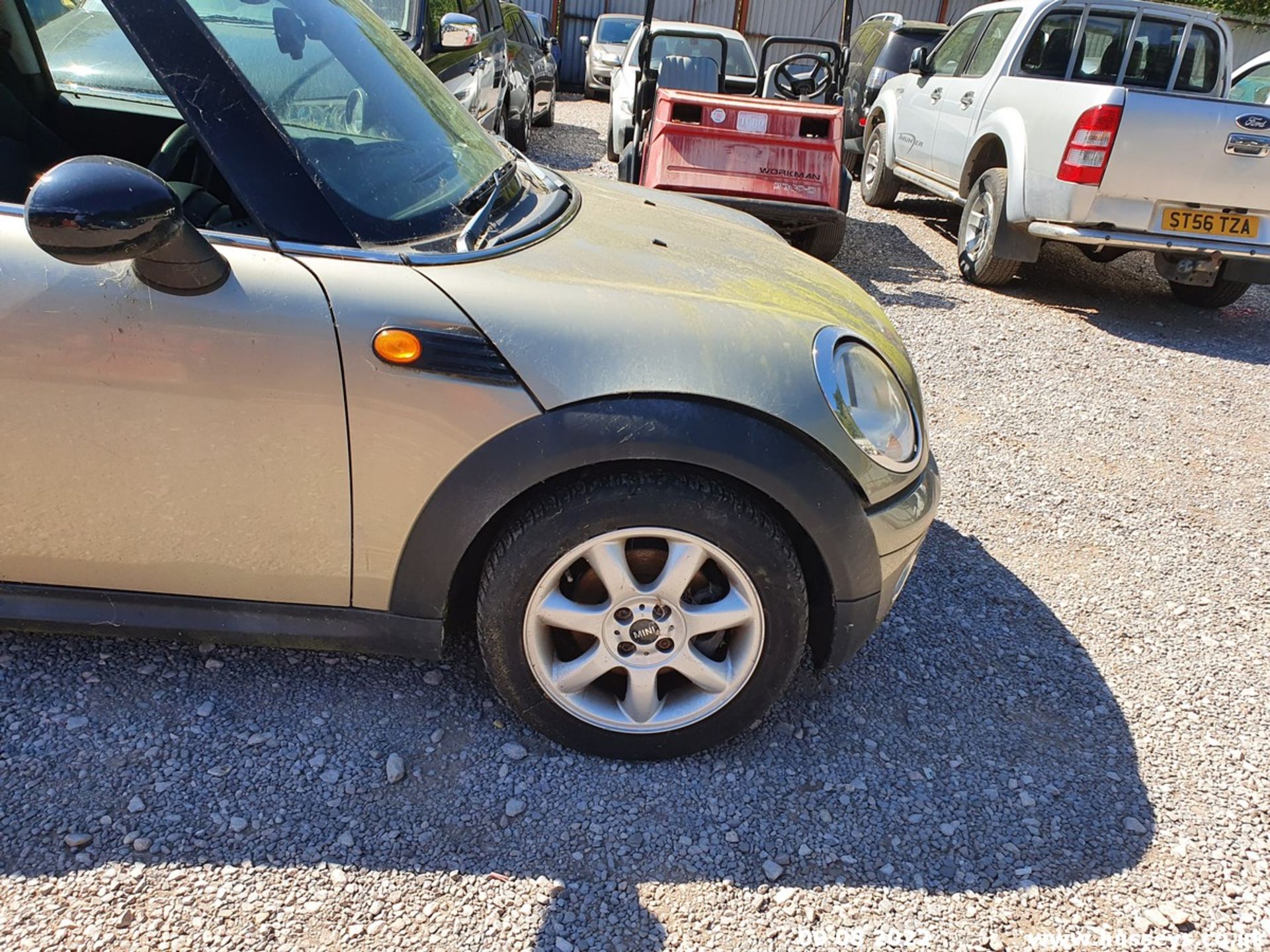 07/57 MINI COOPER - 1598cc 3dr Hatchback (Silver, 33k) - Image 11 of 55