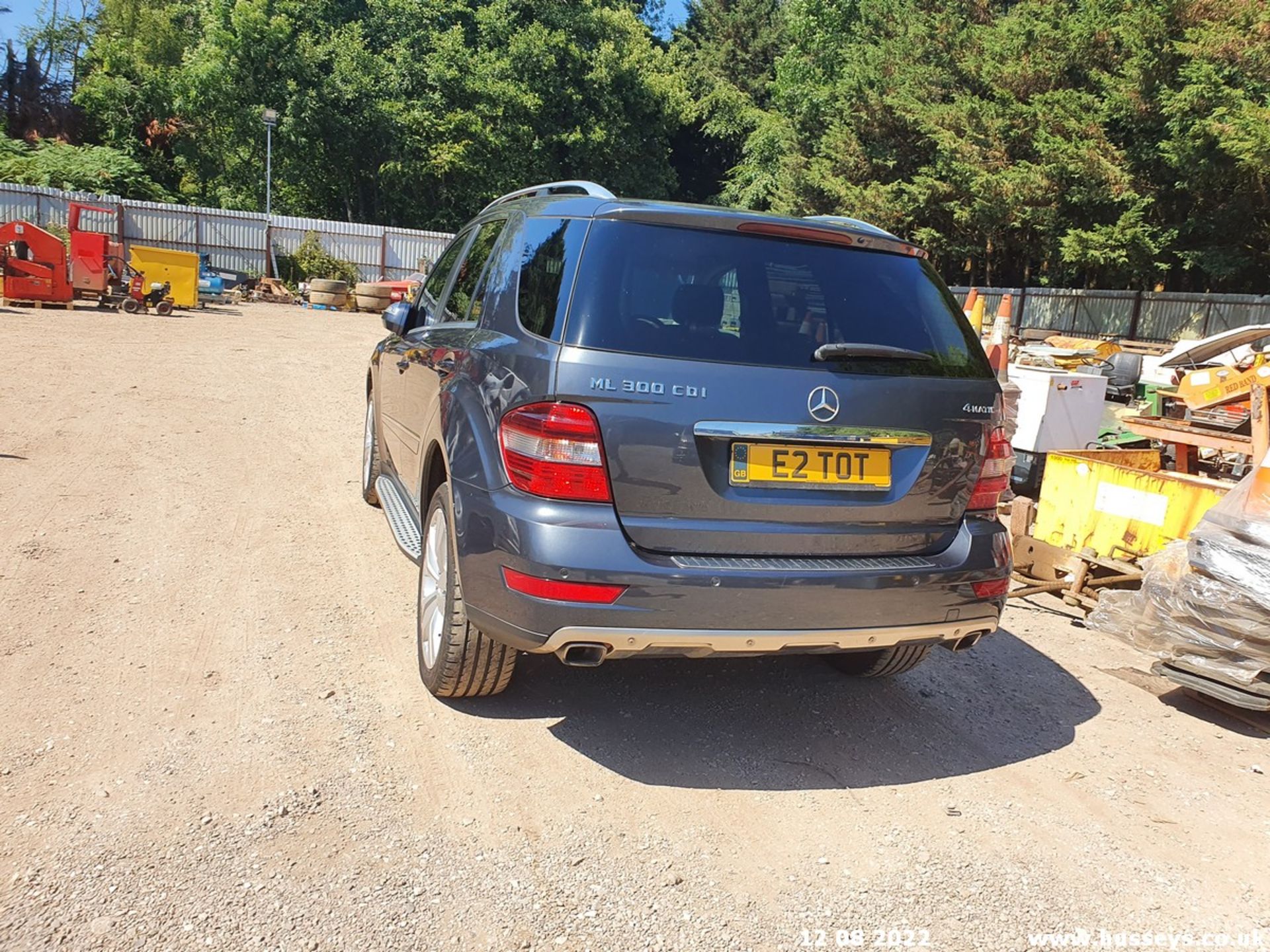 2010 MERCEDES-BENZ ML300 SPORT CDI BLUE-CY A - 2987cc 5dr Estate (Grey, 106k) - Image 17 of 38