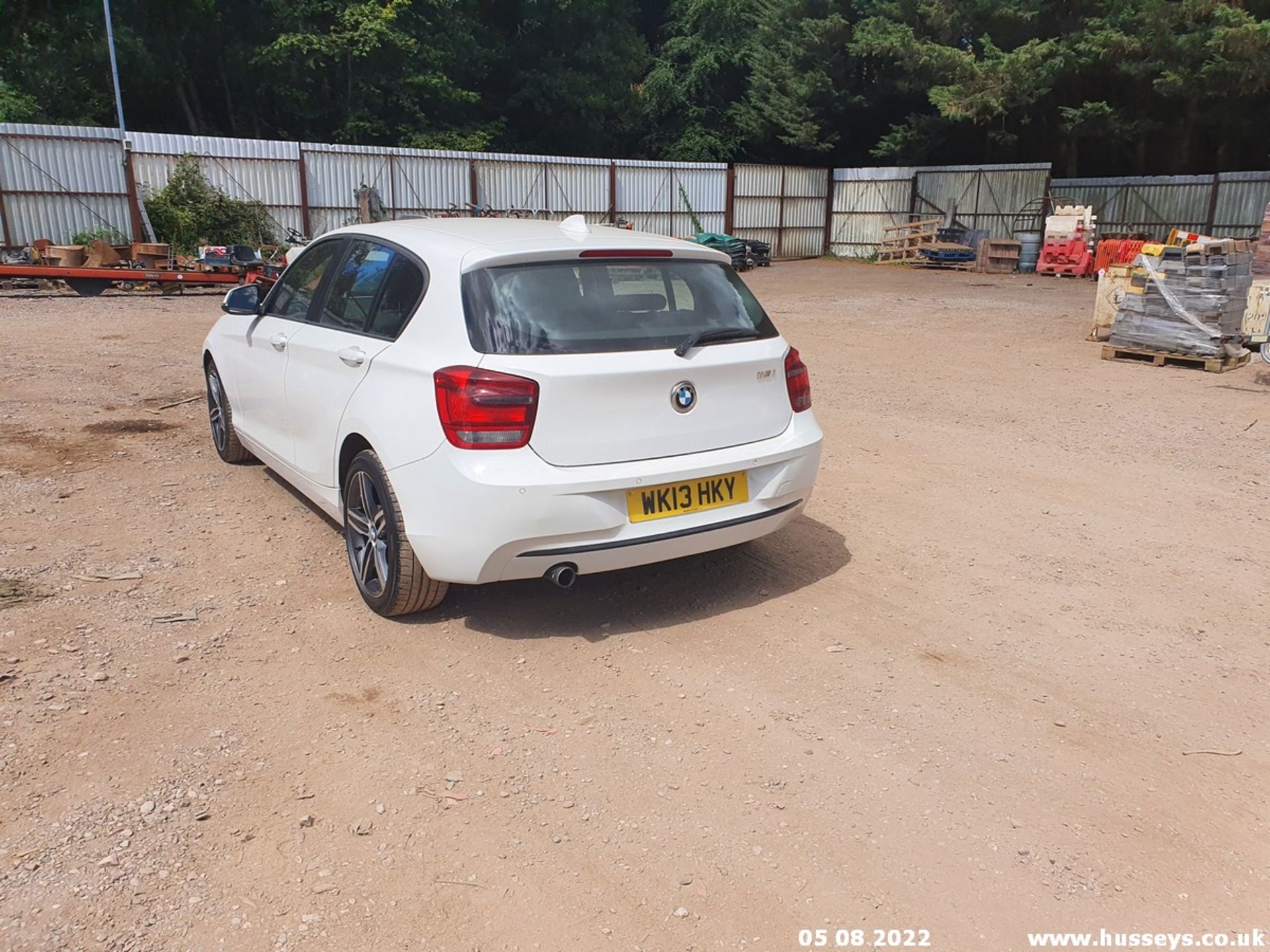 13/13 BMW 116I SPORT TURBO - 1598cc 5dr Hatchback (White, 100k) - Image 14 of 60