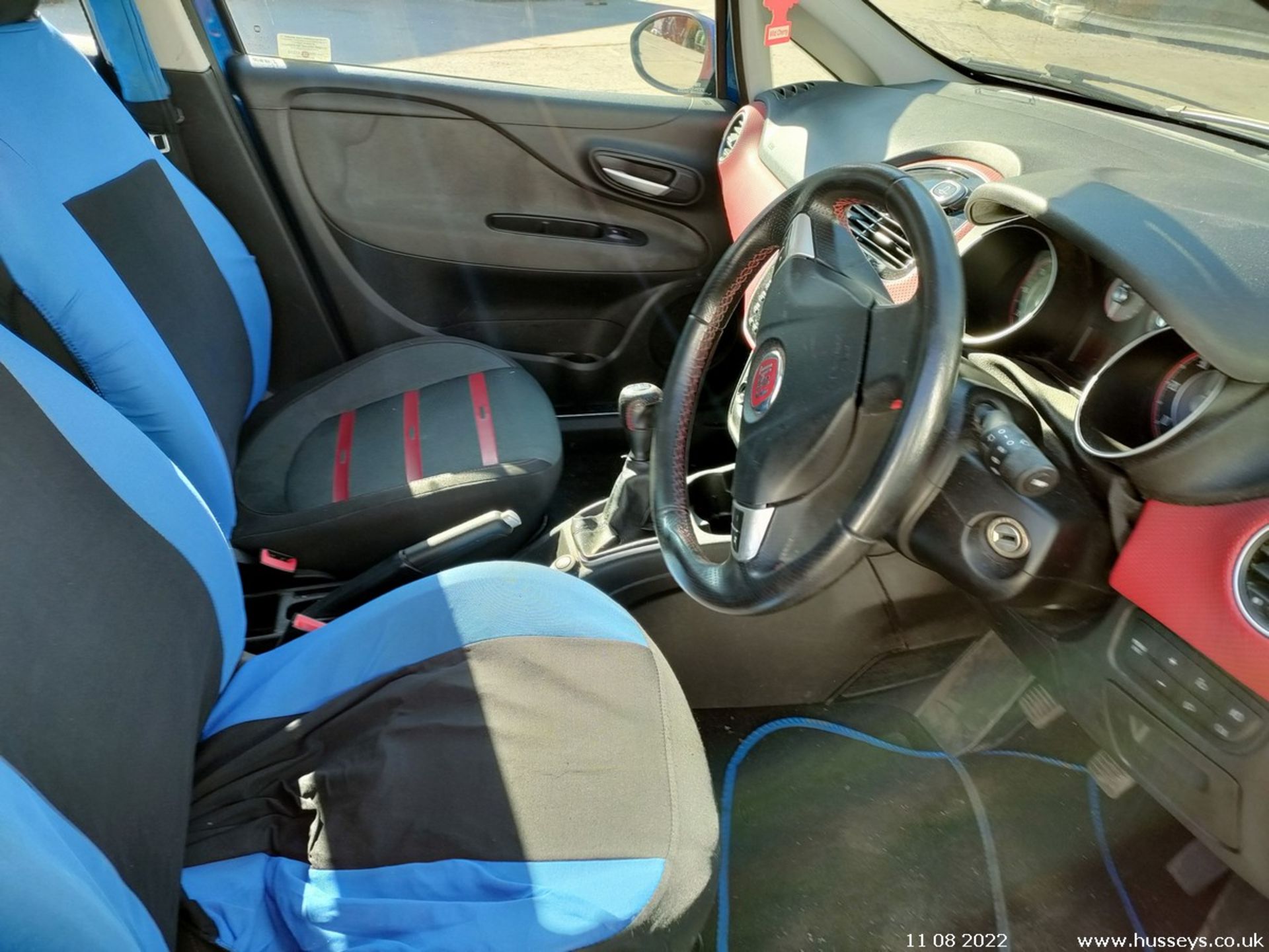 10/60 FIAT PUNTO EVO GP MULTIJET - 1248cc 5dr Hatchback (Blue) - Image 26 of 29