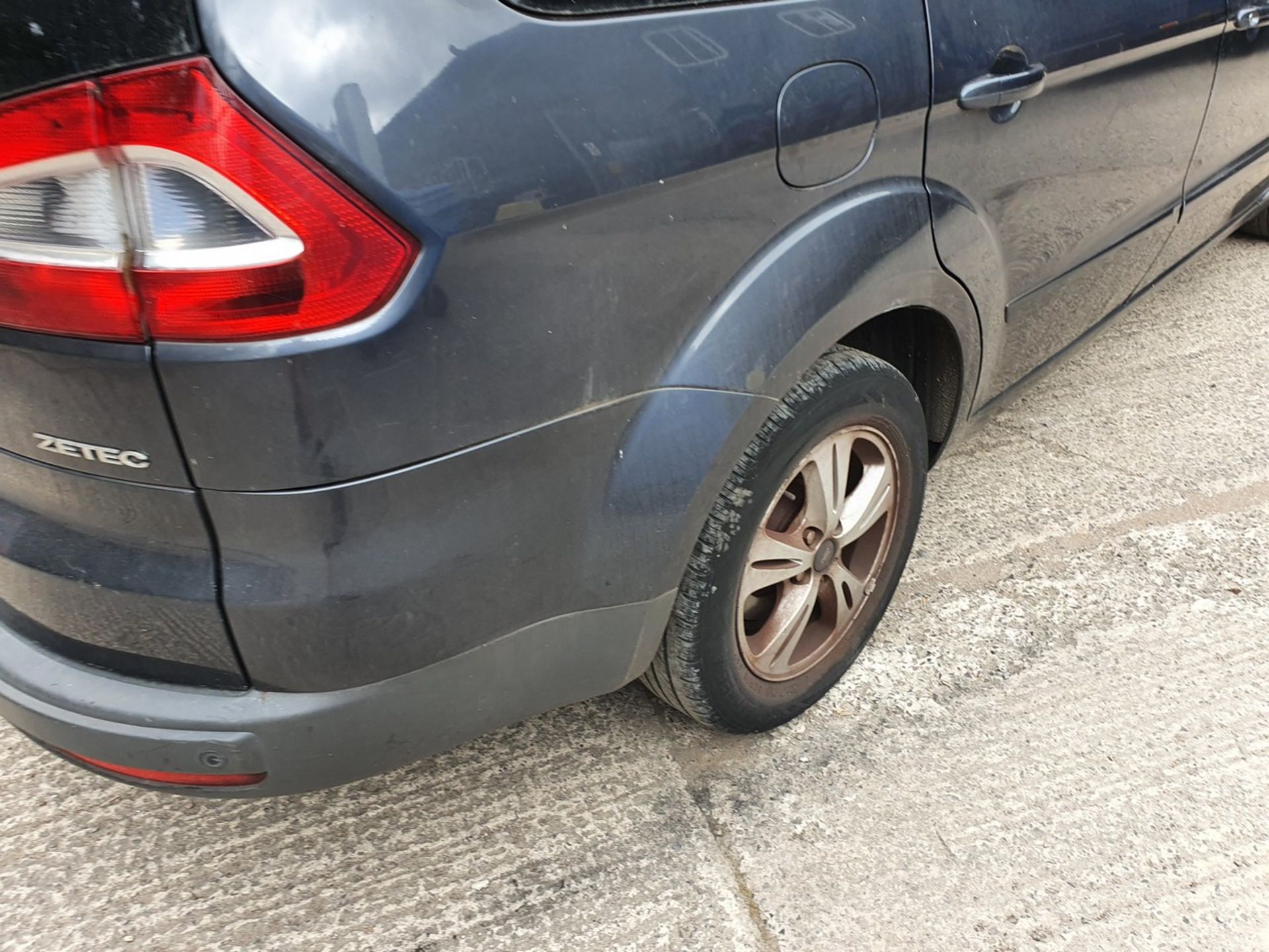 07/07 FORD GALAXY ZETEC - 1999cc 5dr MPV (Grey) - Image 19 of 25