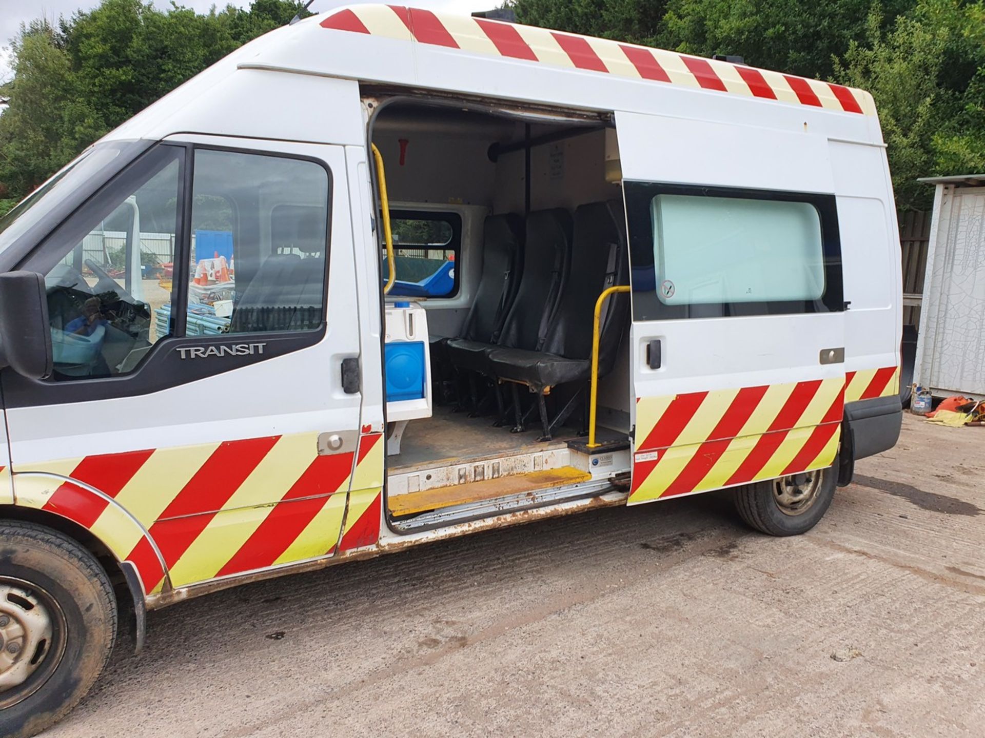 10/60 FORD TRANSIT 100 T350L RWD - 2402cc Van (White, 162k) - Image 27 of 27