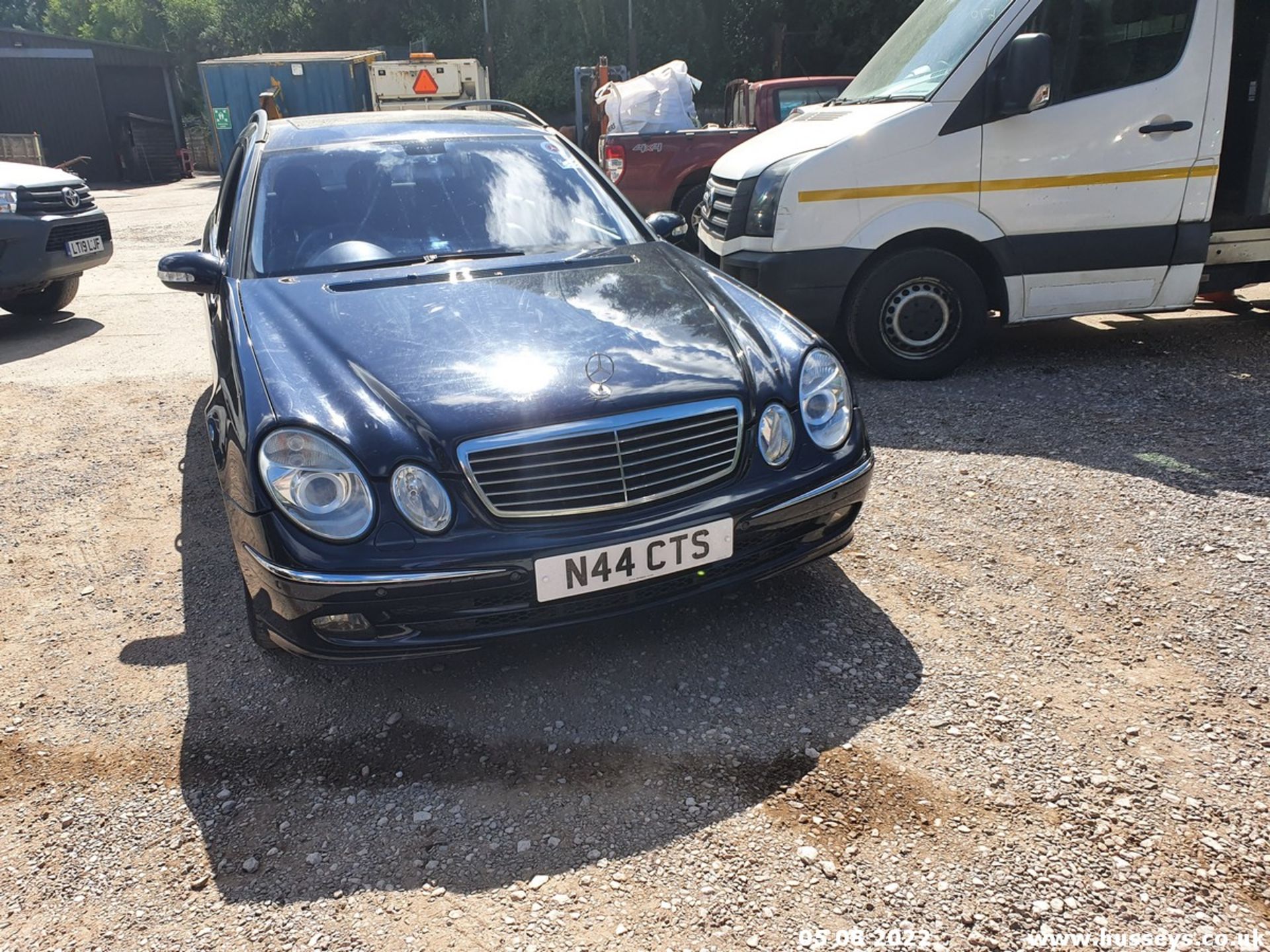 2005 MERCEDES E500 ELEGANCE AUTO - 4966cc 5dr Estate (Blue) - Image 5 of 29