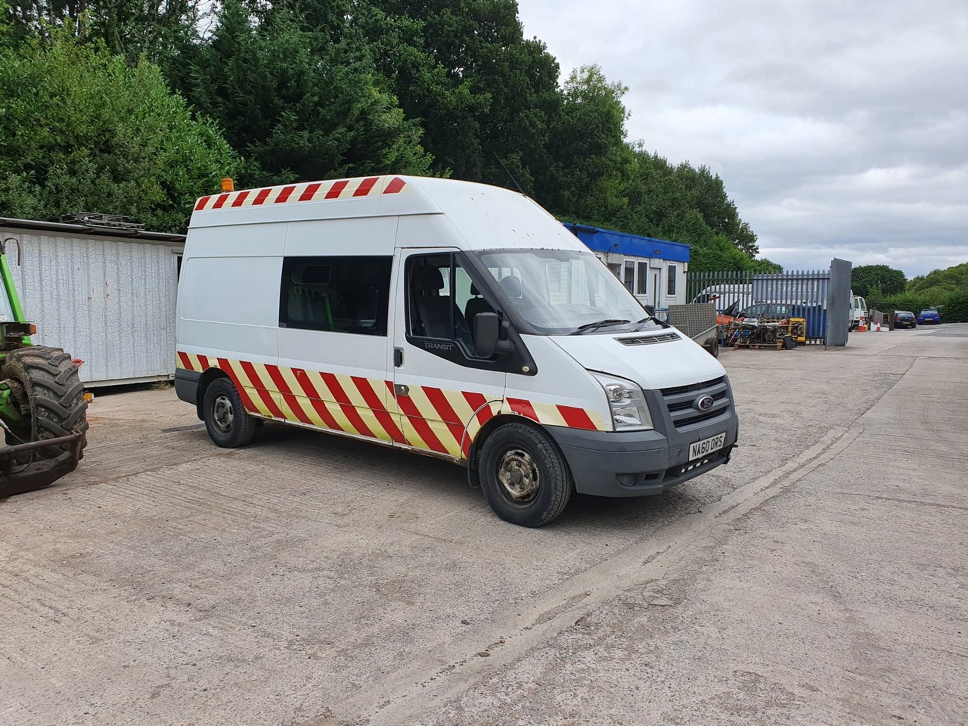 10/60 FORD TRANSIT 100 T350L RWD - 2402cc Van (White, 162k) - Image 3 of 27