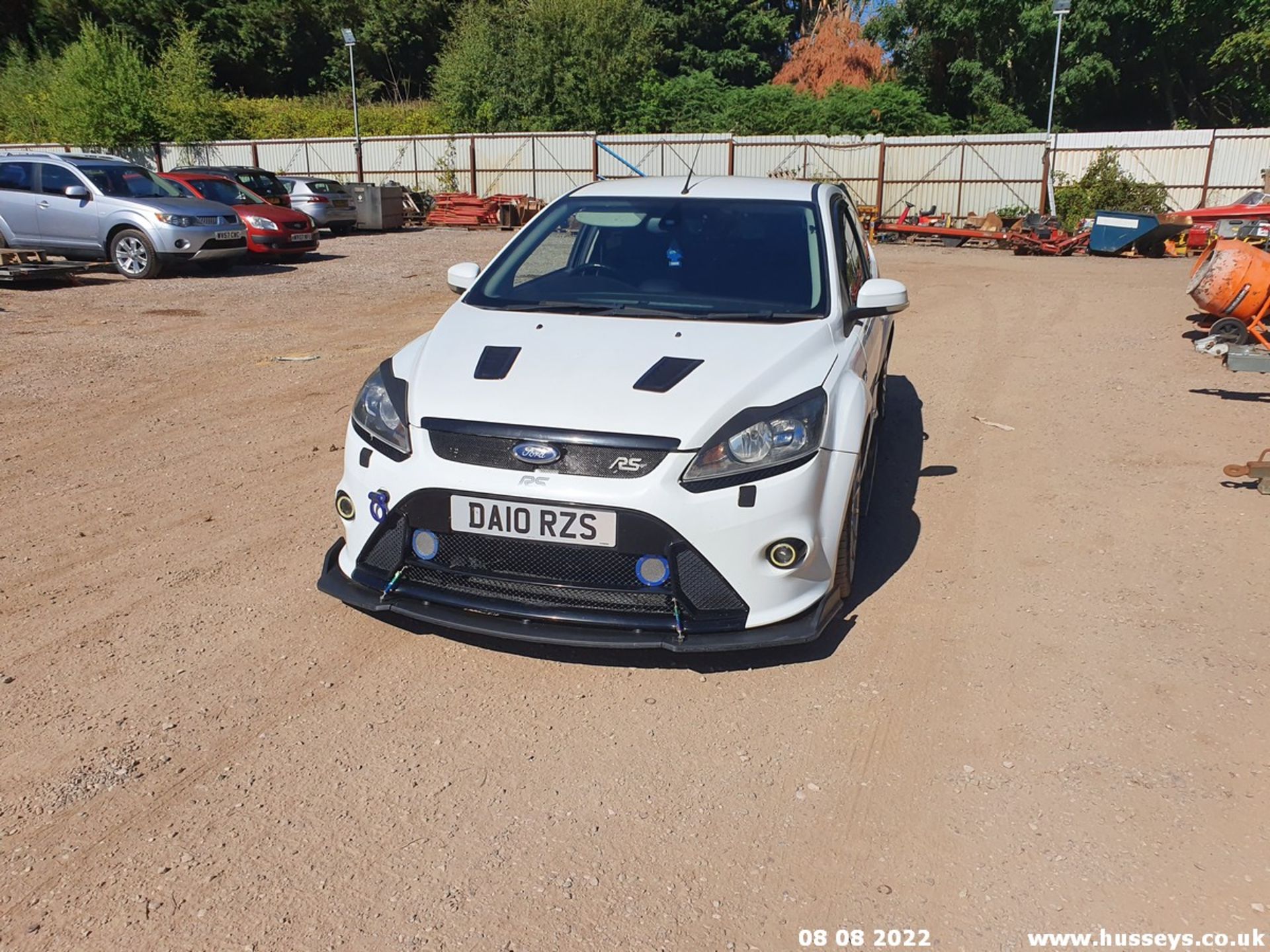 10/10 FORD FOCUS ZETEC S 125 - 1798cc 3dr Hatchback (White, 106k) - Image 30 of 65