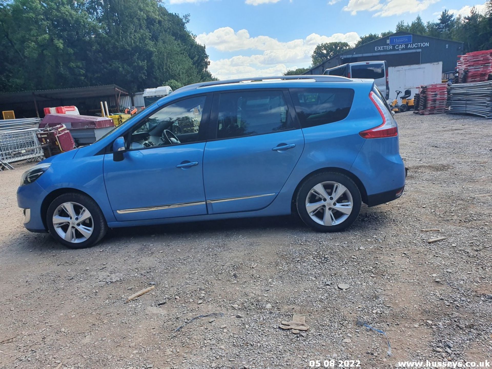 13/13 RENAULT G SCENIC D-QUE TT ENERGY - 1461cc 5dr MPV (Blue) - Image 17 of 43