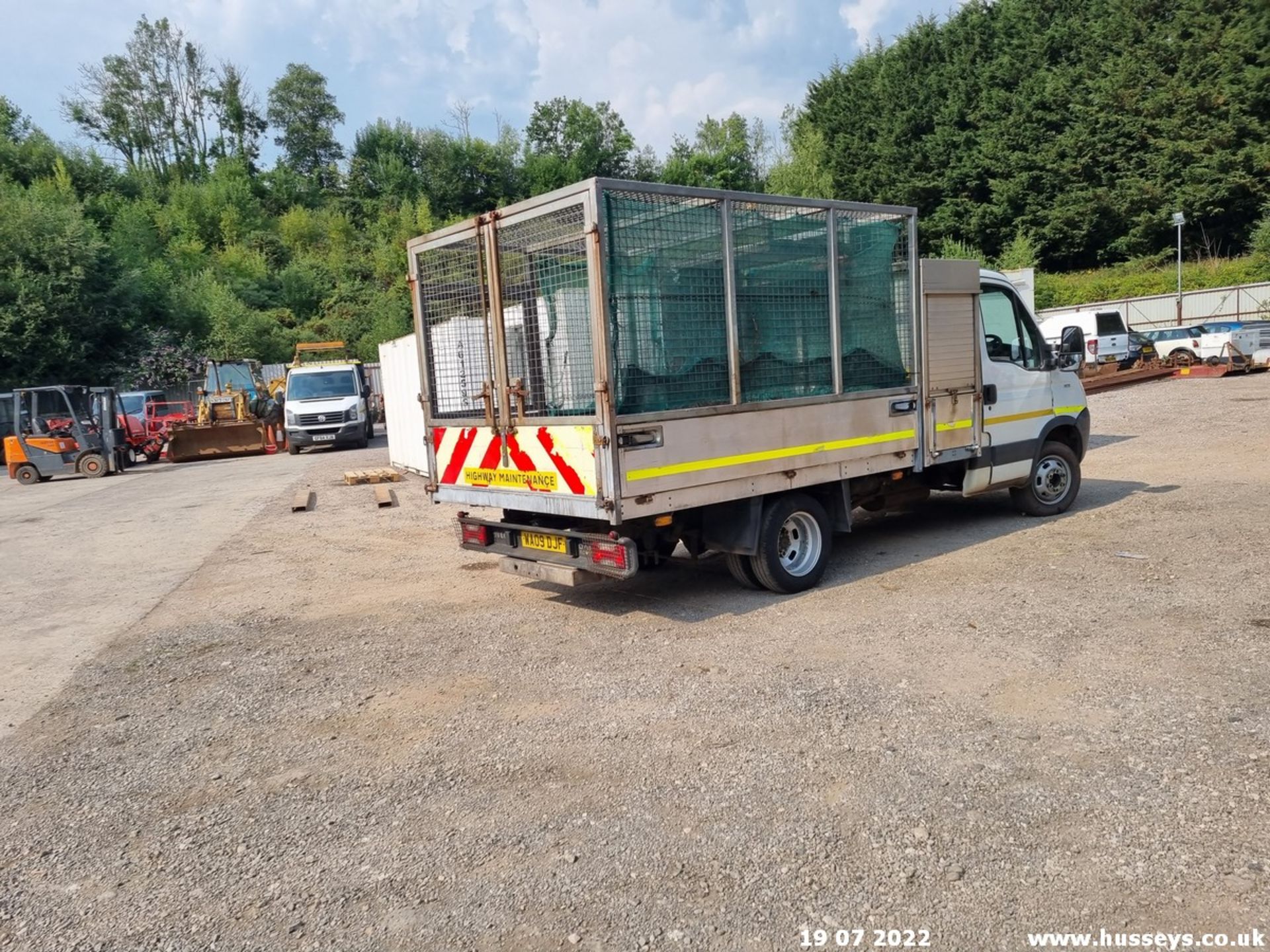 09/09 IVECO DAILY 45C15 - 2998cc 2dr Tipper (White, 258k) - Image 5 of 32