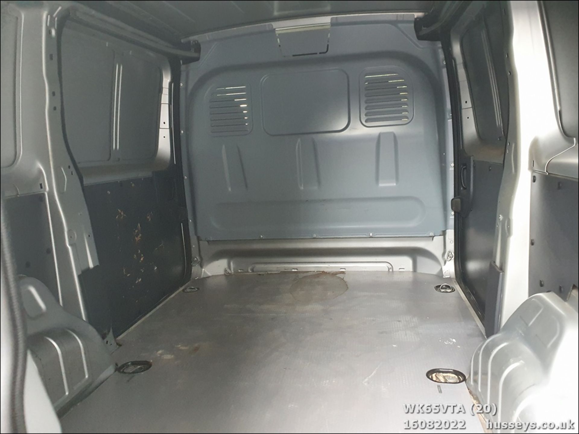 15/65 PEUGEOT EXPERT 1000 L1H1 PROF-NAL - 1997cc Van (Silver, 177k) - Image 20 of 20