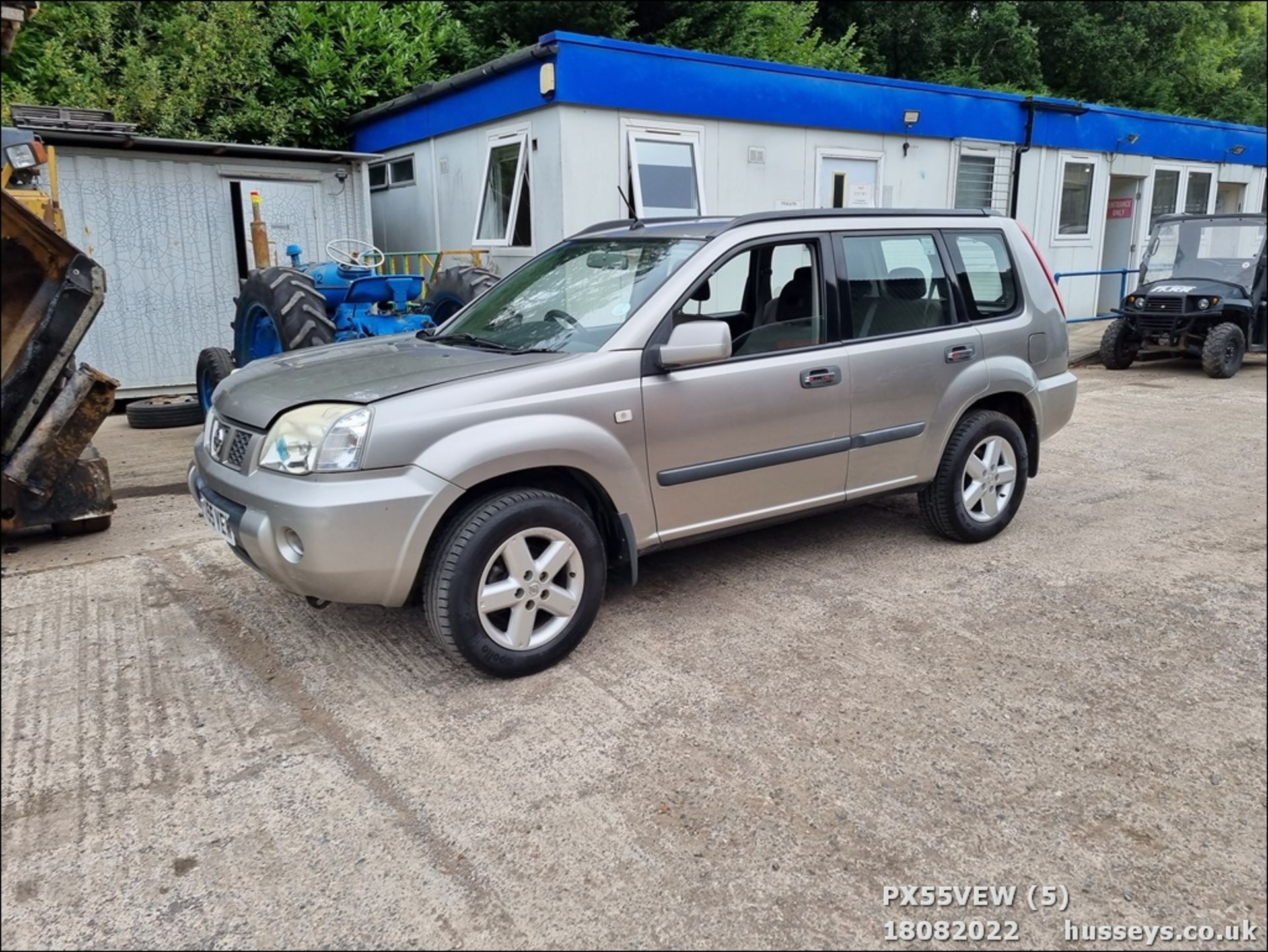 05/55 NISSAN X-TRAIL SE DCI - 2184cc 5dr Estate (Silver, 96k) - Image 5 of 21