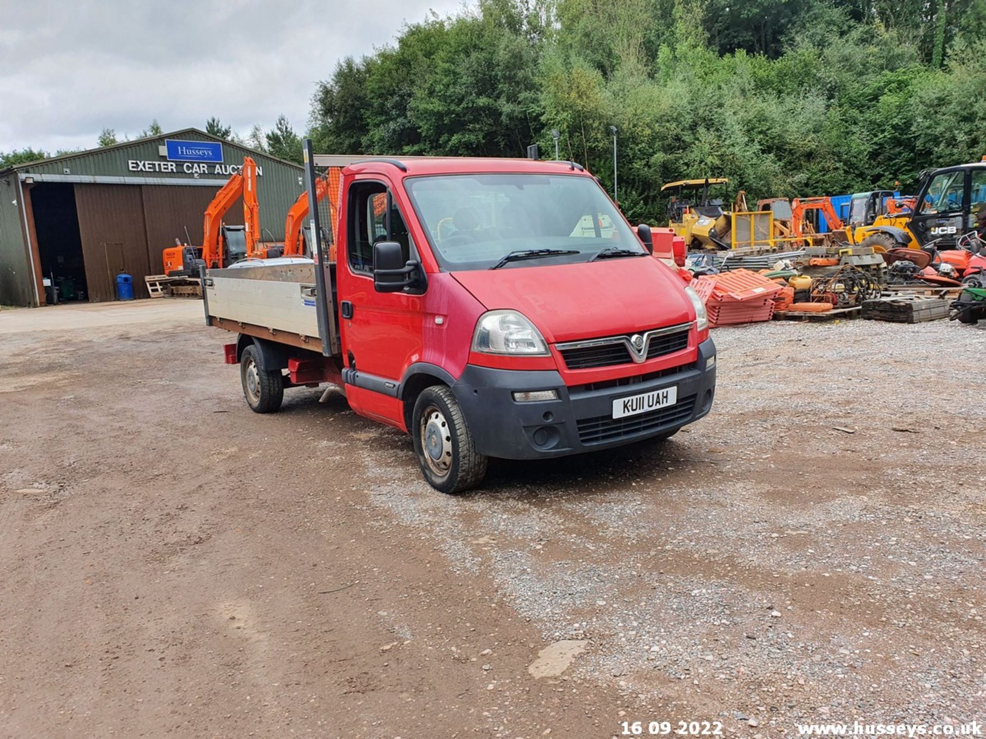11/11 VAUXHALL MOVANO 3500 CDTI MWB - 2464cc 2dr Tipper (Red, 52k) - Image 6 of 44