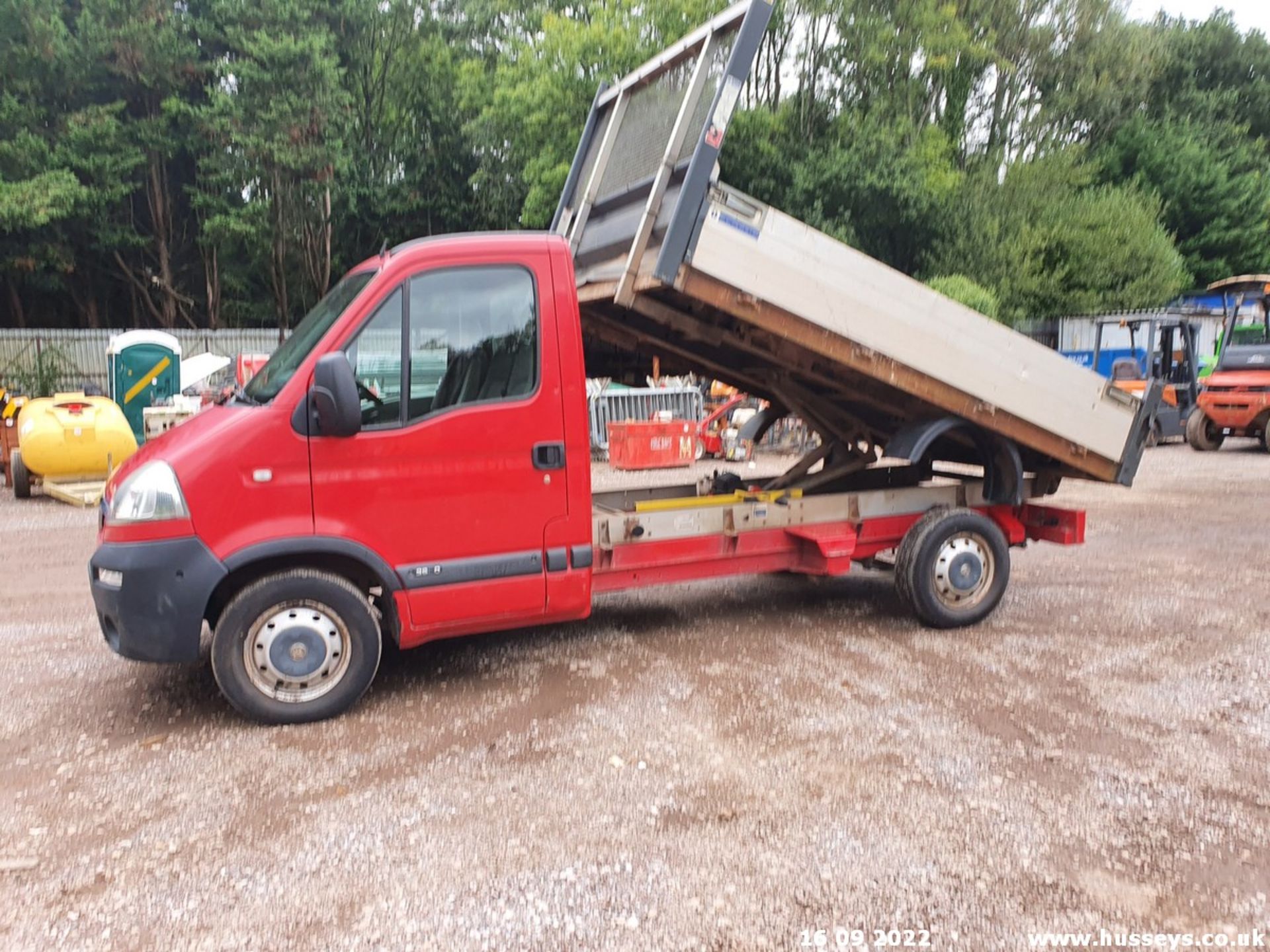 11/11 VAUXHALL MOVANO 3500 CDTI MWB - 2464cc 2dr Tipper (Red, 52k) - Image 41 of 44
