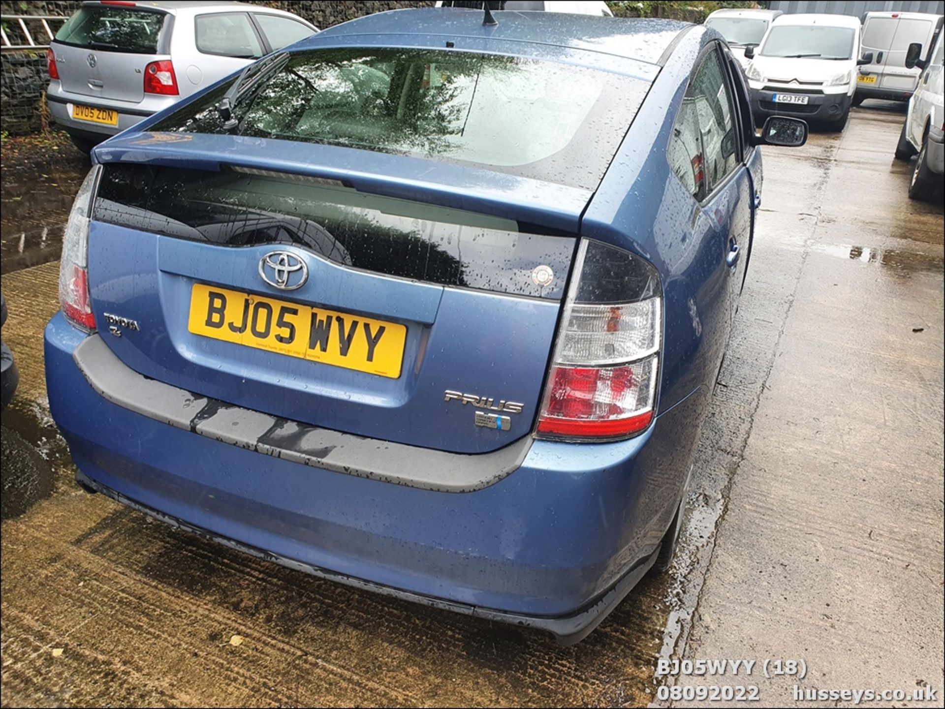 05/05 TOYOTA PRIUS T4 VVT-I AUTO - 1497cc 5dr Hatchback (Blue, 137k) - Image 18 of 26