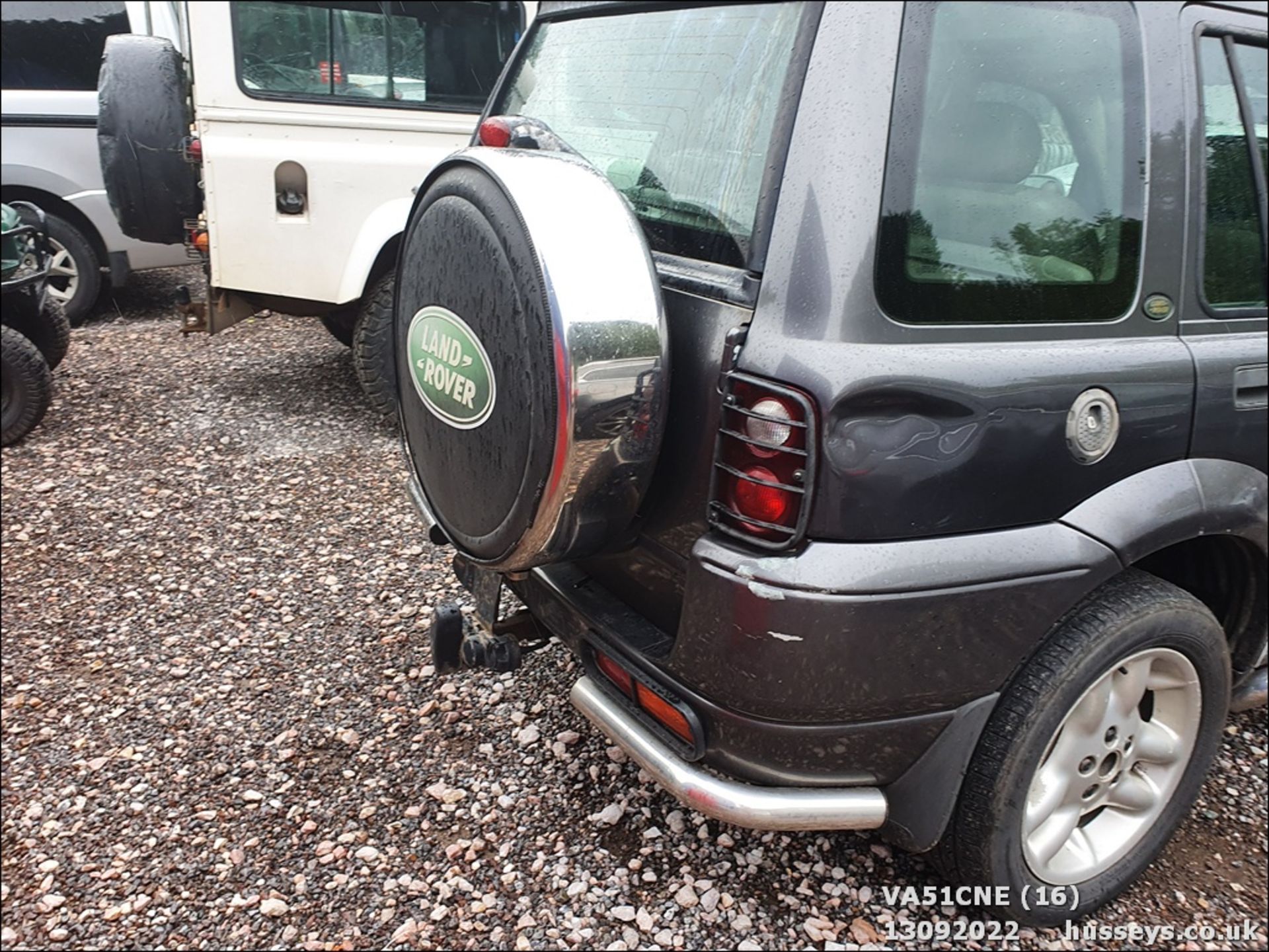 01/51 LAND ROVER FREELANDER TD4 ES AUTO - 1951cc 4dr Estate (Grey) - Image 16 of 26