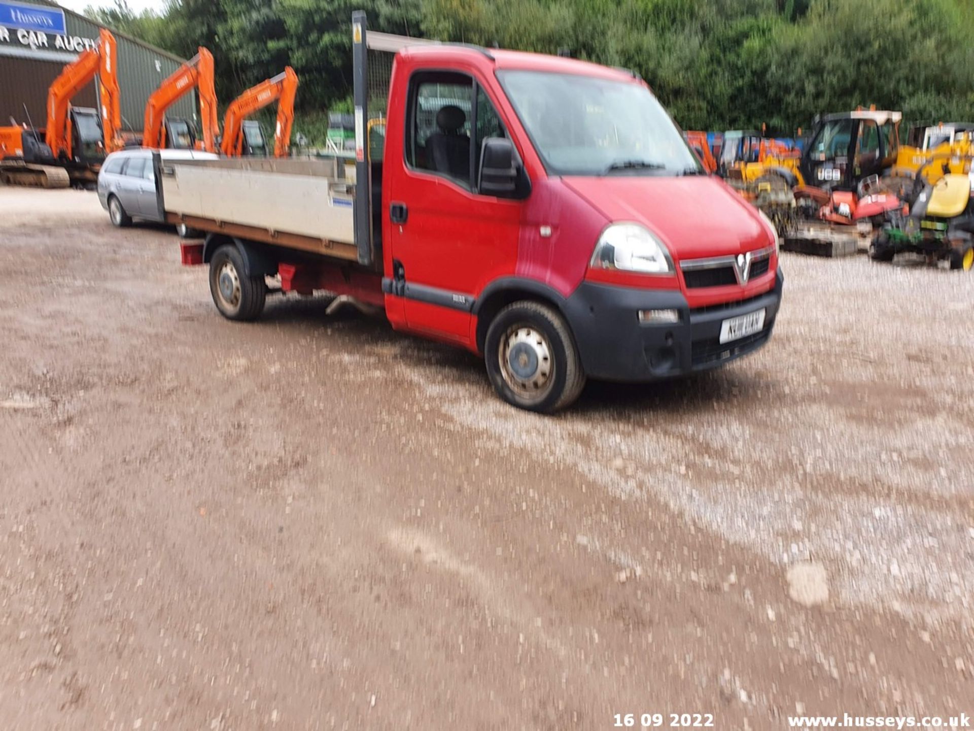 11/11 VAUXHALL MOVANO 3500 CDTI MWB - 2464cc 2dr Tipper (Red, 52k) - Image 2 of 44