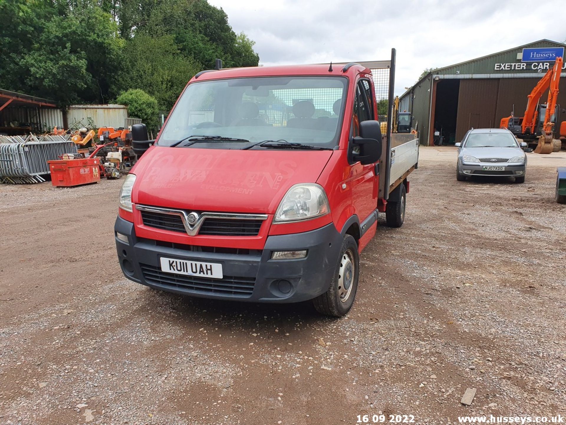 11/11 VAUXHALL MOVANO 3500 CDTI MWB - 2464cc 2dr Tipper (Red, 52k) - Image 12 of 44