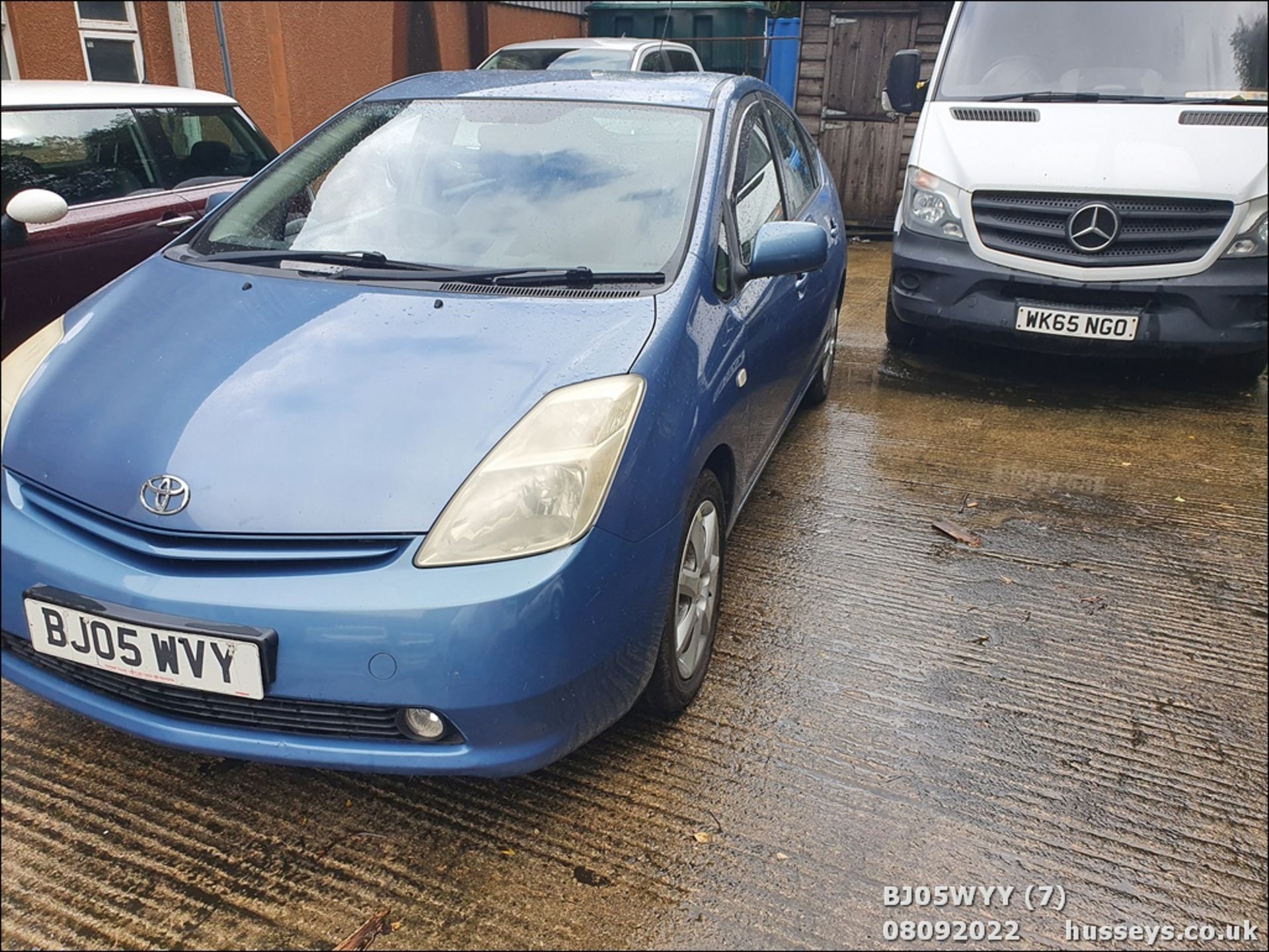 05/05 TOYOTA PRIUS T4 VVT-I AUTO - 1497cc 5dr Hatchback (Blue, 137k) - Image 7 of 26