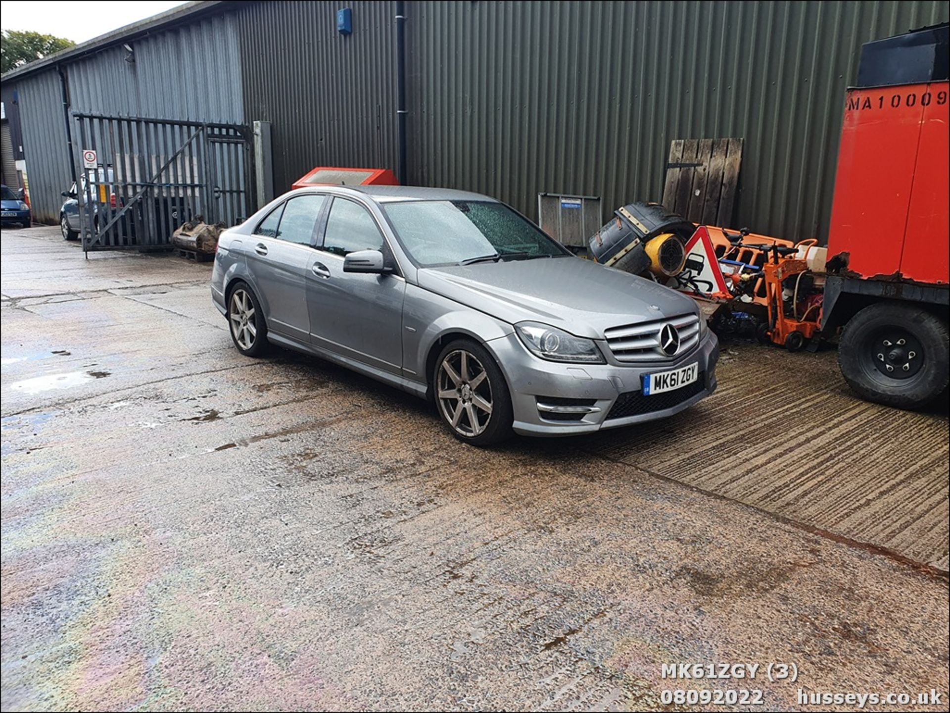 11/61 MERCEDES-BENZ C220 SPORT CDI BLUEEFFI-C - 2143cc 4dr Saloon (Silver, 161k) - Image 3 of 28