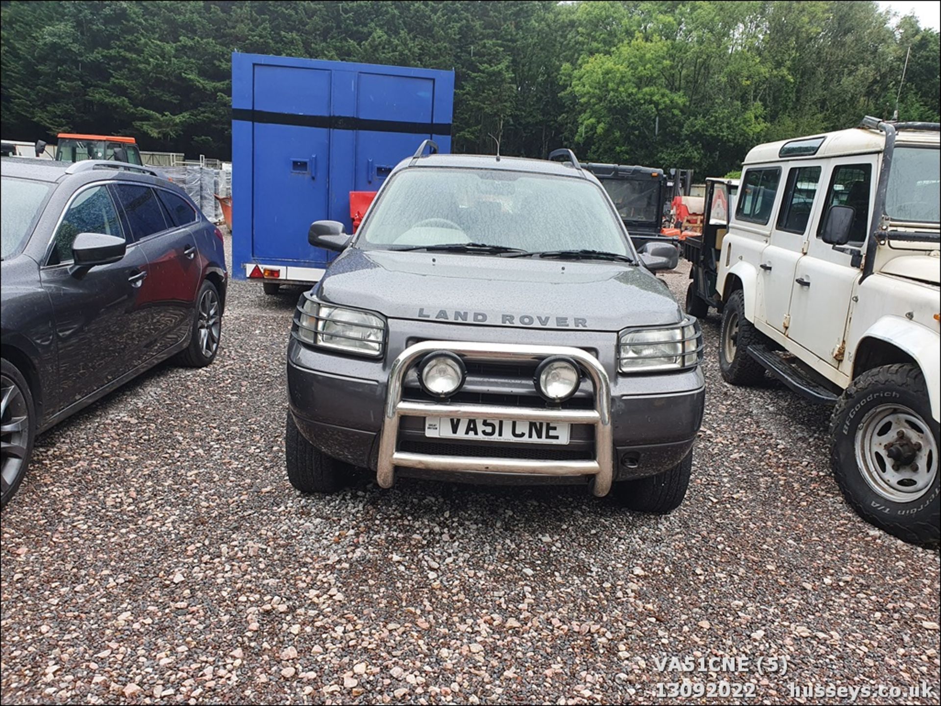 01/51 LAND ROVER FREELANDER TD4 ES AUTO - 1951cc 4dr Estate (Grey) - Image 5 of 26