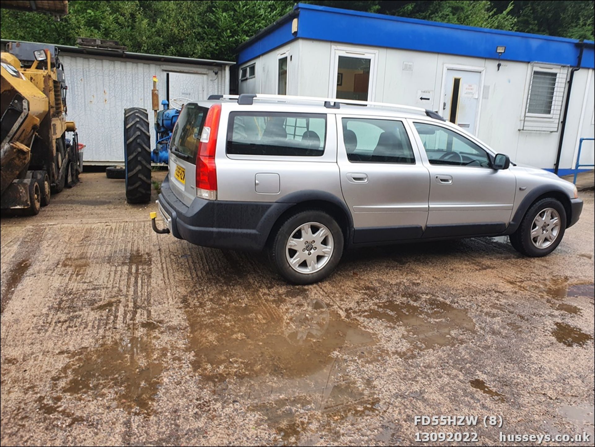 05/55 VOLVO XC70 D SE - 2401cc 5dr Estate (Silver, 128k) - Image 8 of 34