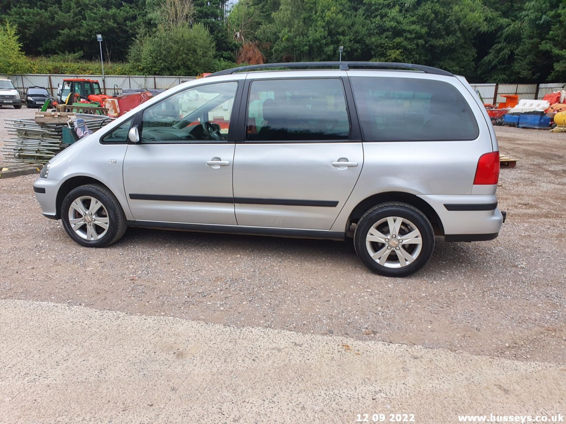 08/08 SEAT ALHAMBRA REFERENCE - 1984cc 5dr MPV (Silver, 125k) - Image 11 of 25