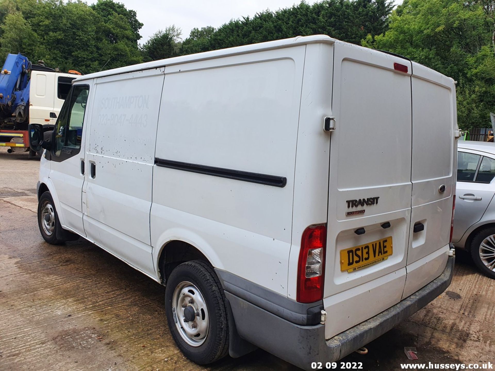 13/13 FORD TRANSIT 100 T260 FWD - 2198cc 5dr Van (White, 131k) - Image 21 of 28