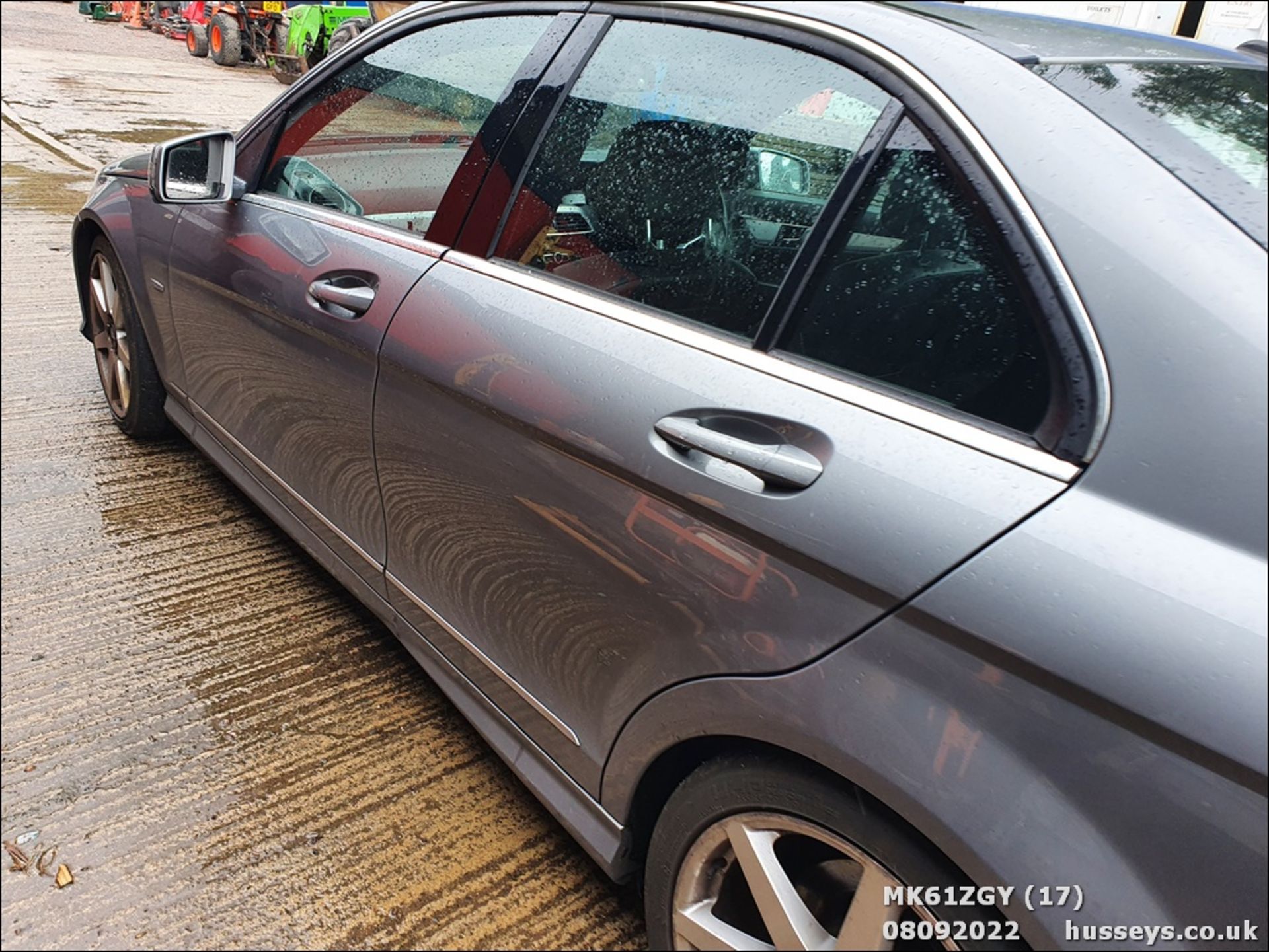 11/61 MERCEDES-BENZ C220 SPORT CDI BLUEEFFI-C - 2143cc 4dr Saloon (Silver, 161k) - Image 17 of 28