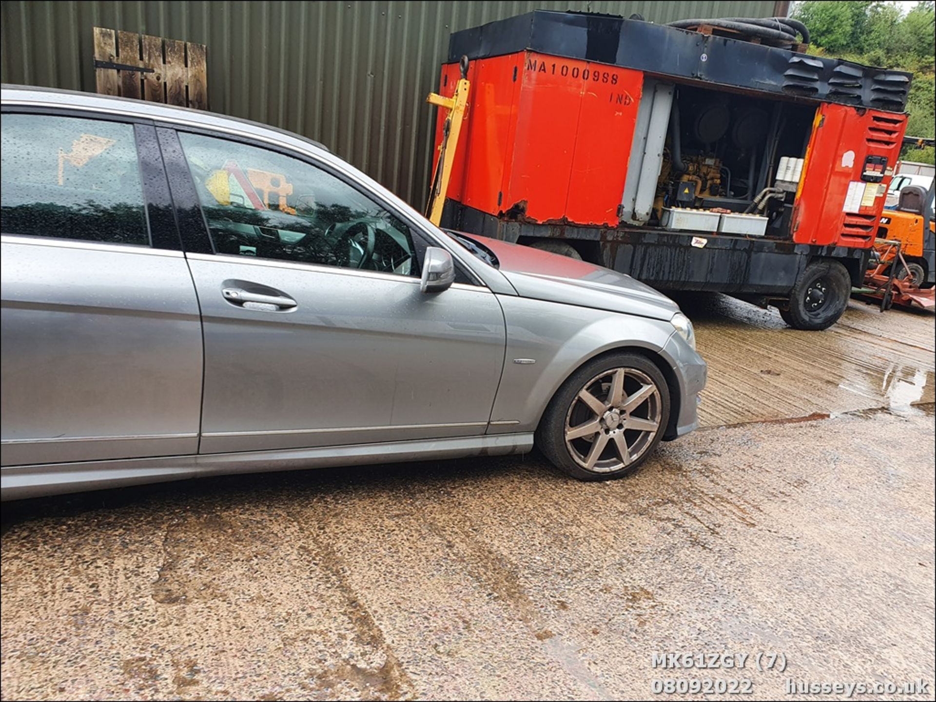 11/61 MERCEDES-BENZ C220 SPORT CDI BLUEEFFI-C - 2143cc 4dr Saloon (Silver, 161k) - Image 7 of 28