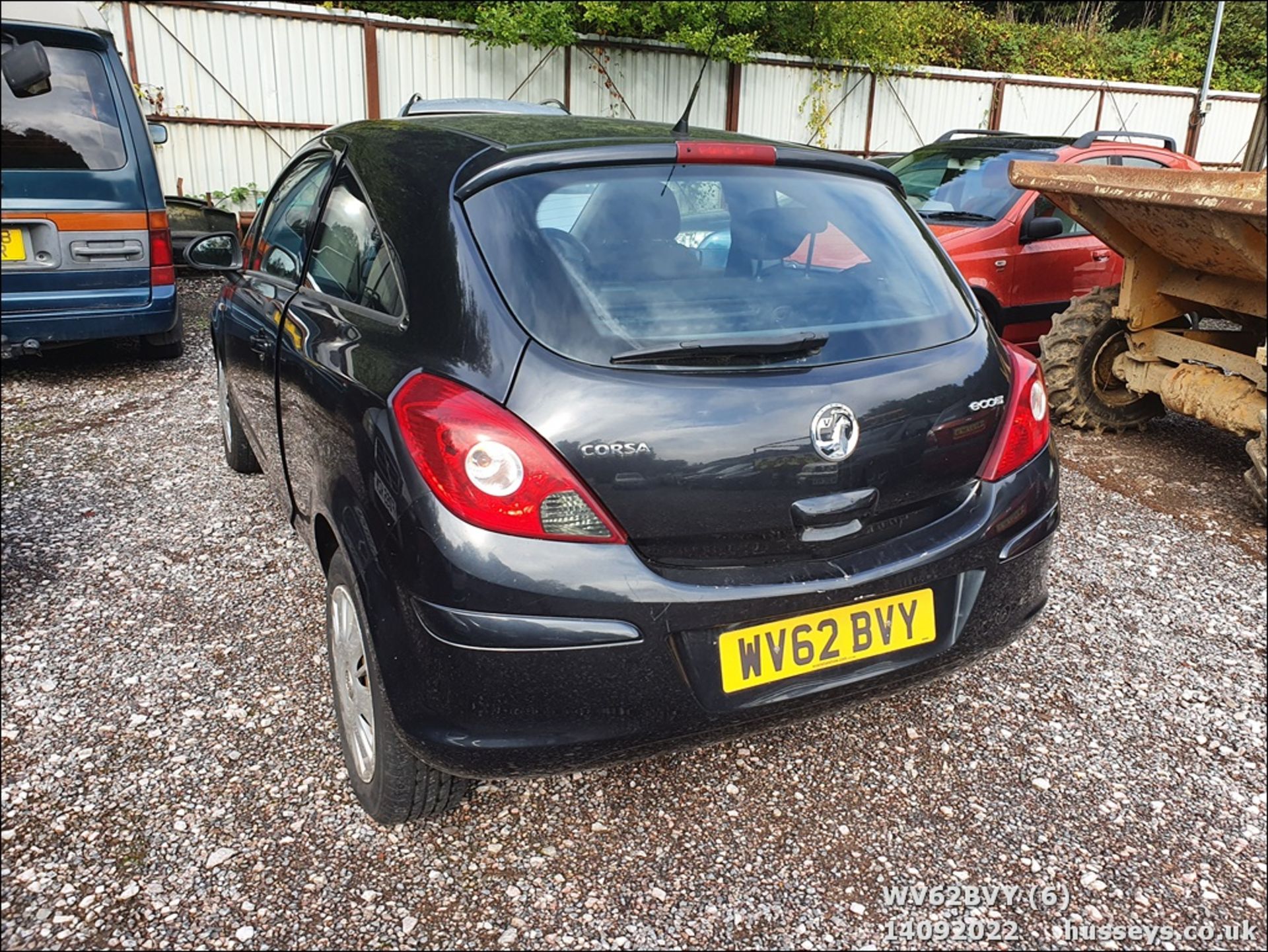 12/62 VAUXHALL CORSA EXC-IV AC CDTIEFLEX - 1248cc 3dr Hatchback (Black, 107k) - Image 6 of 23