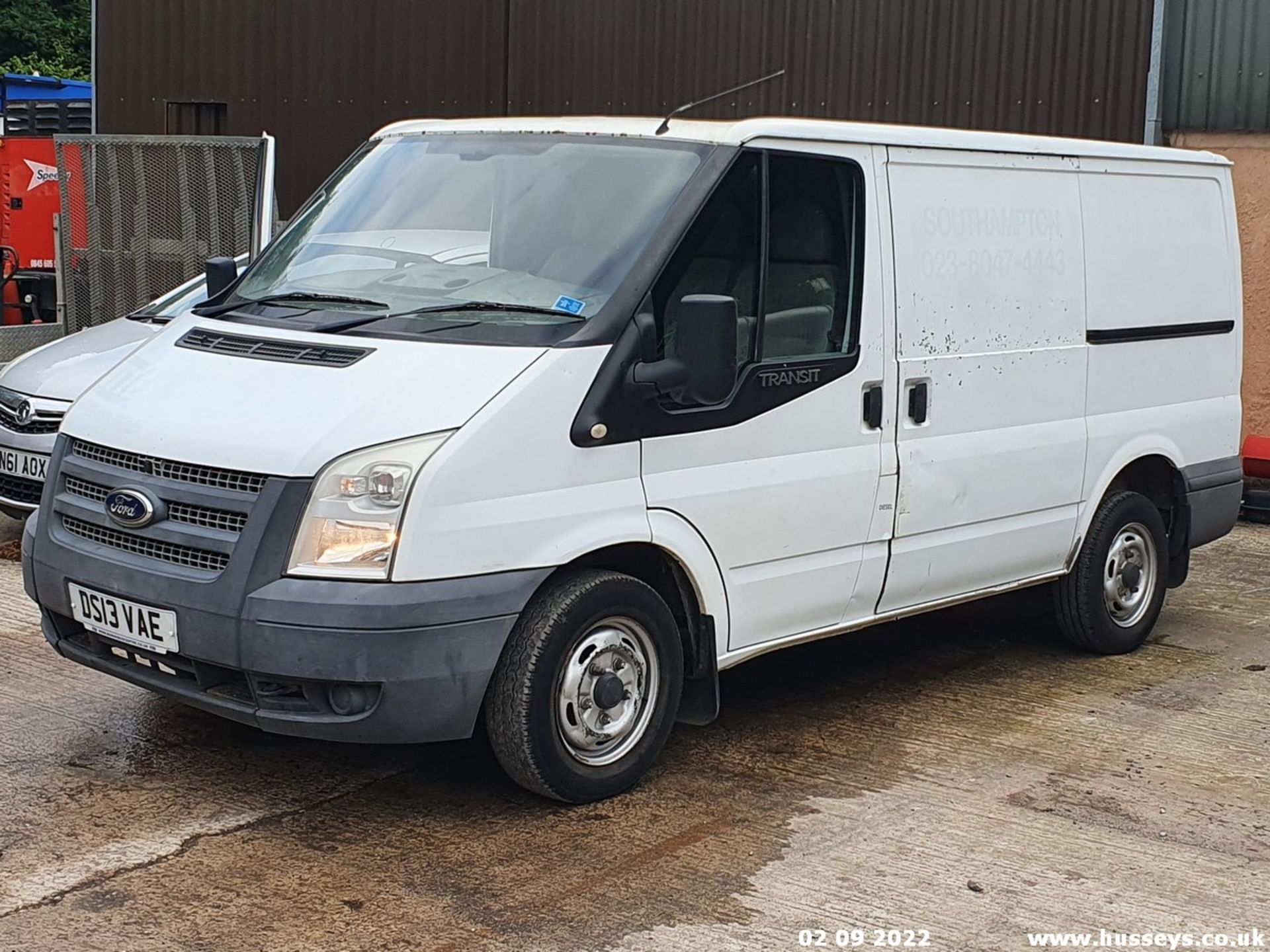 13/13 FORD TRANSIT 100 T260 FWD - 2198cc 5dr Van (White, 131k)
