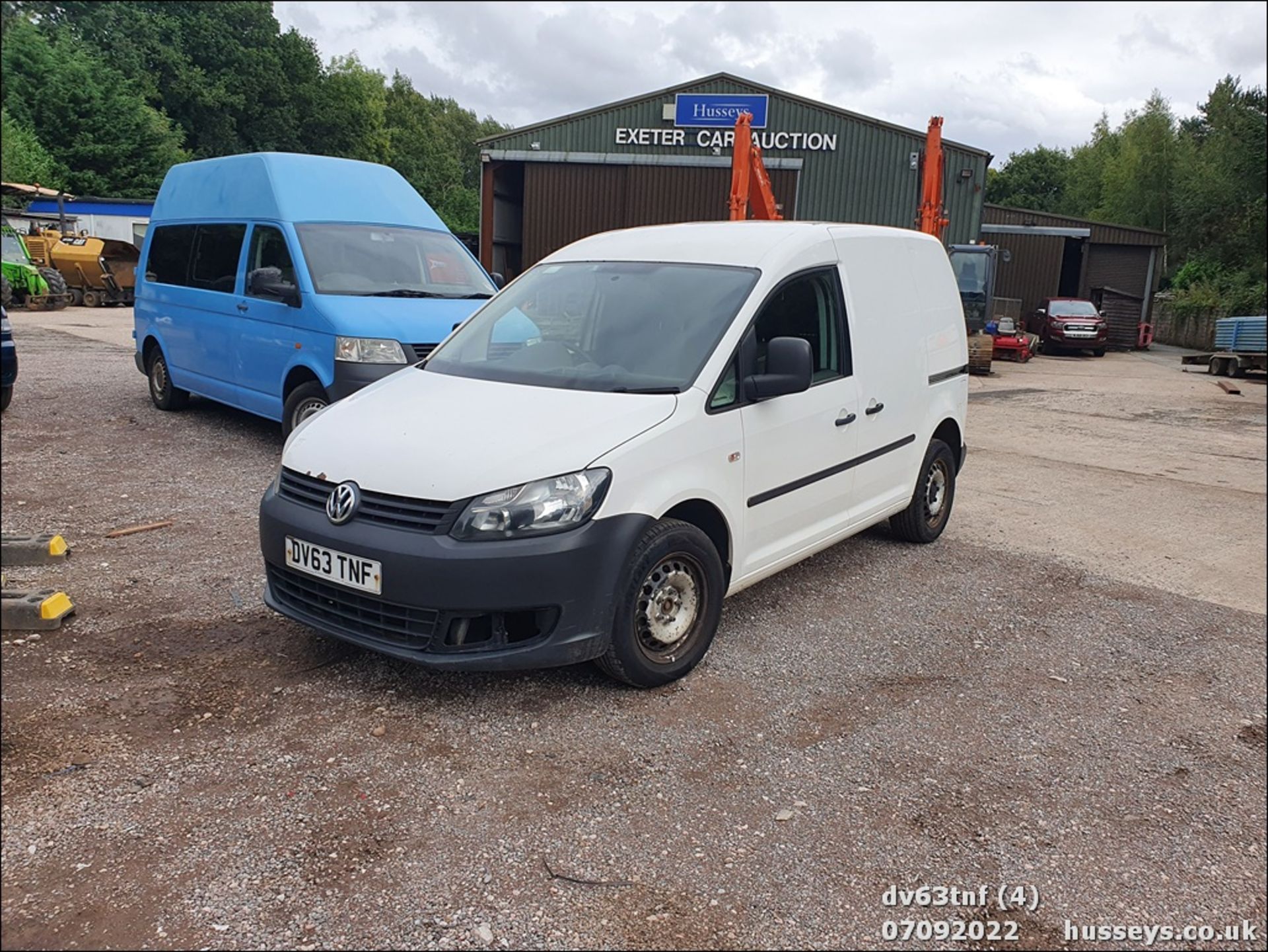 13/63 VOLKSWAGEN CADDY C20 TDI 75 - 1598cc 5dr Van (White) - Image 4 of 27