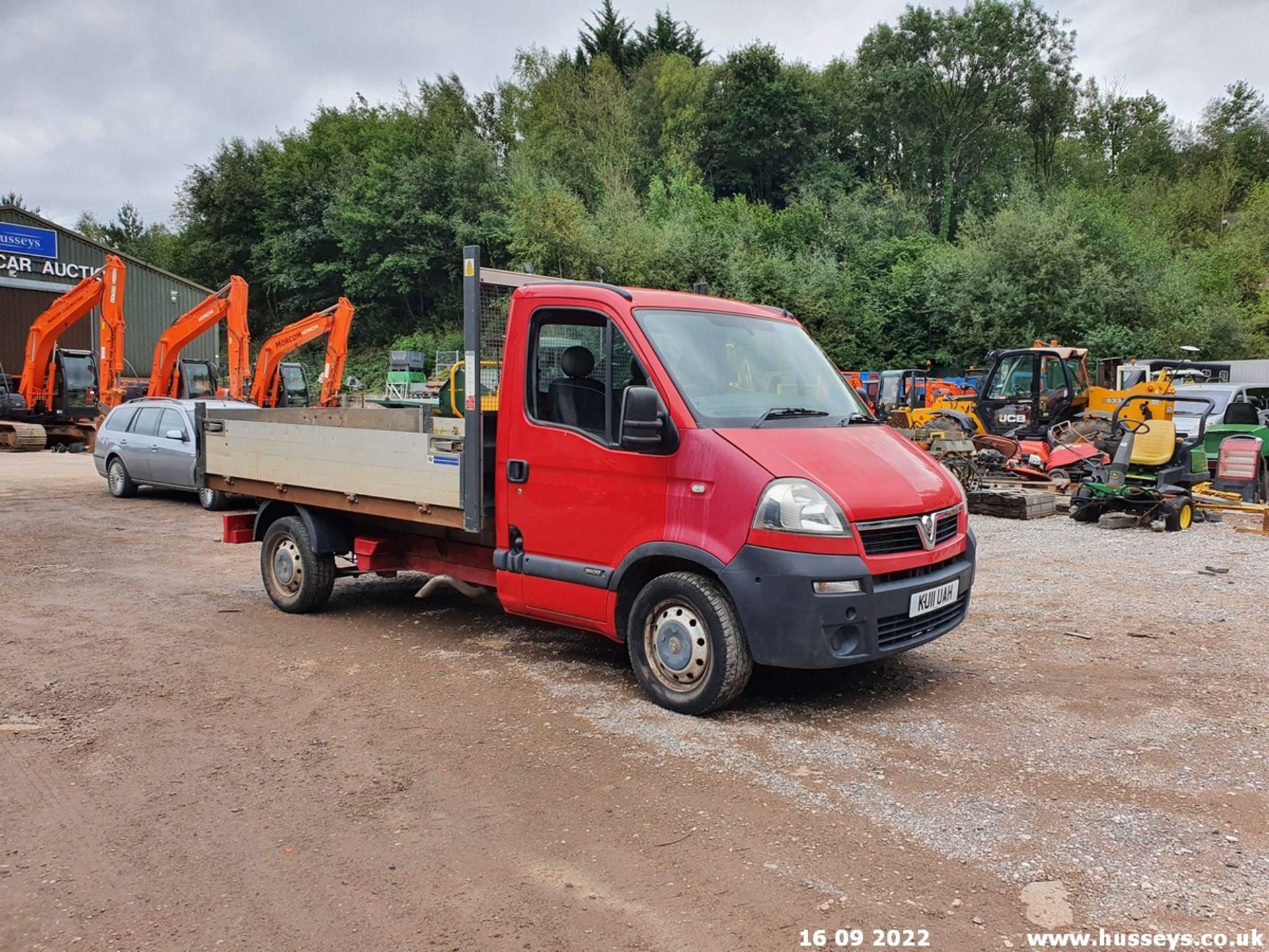11/11 VAUXHALL MOVANO 3500 CDTI MWB - 2464cc 2dr Tipper (Red, 52k) - Image 4 of 44