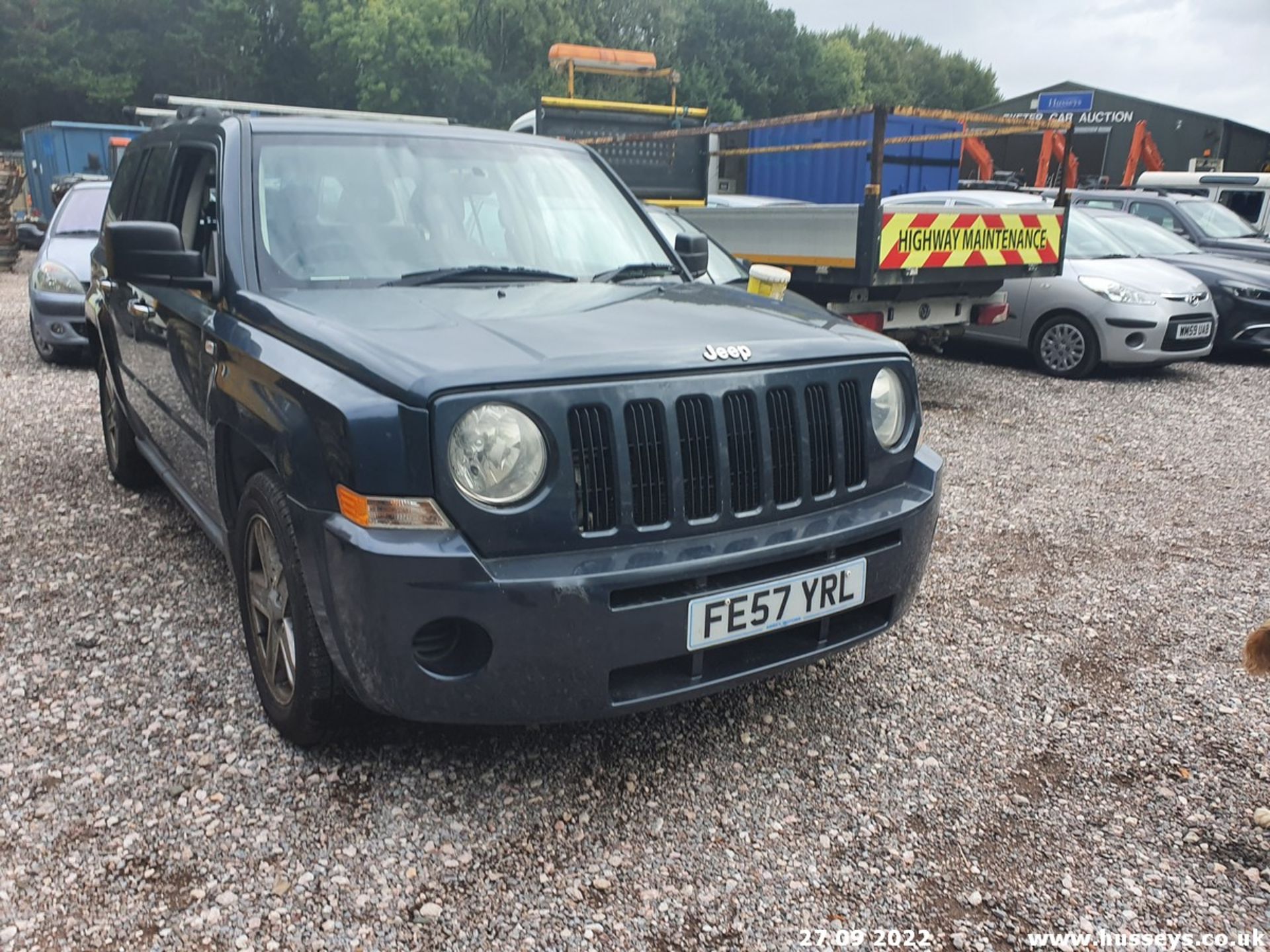 07/57 JEEP PATRIOT SPORT CRD - 1968cc 5dr Hatchback (Blue) - Image 4 of 25