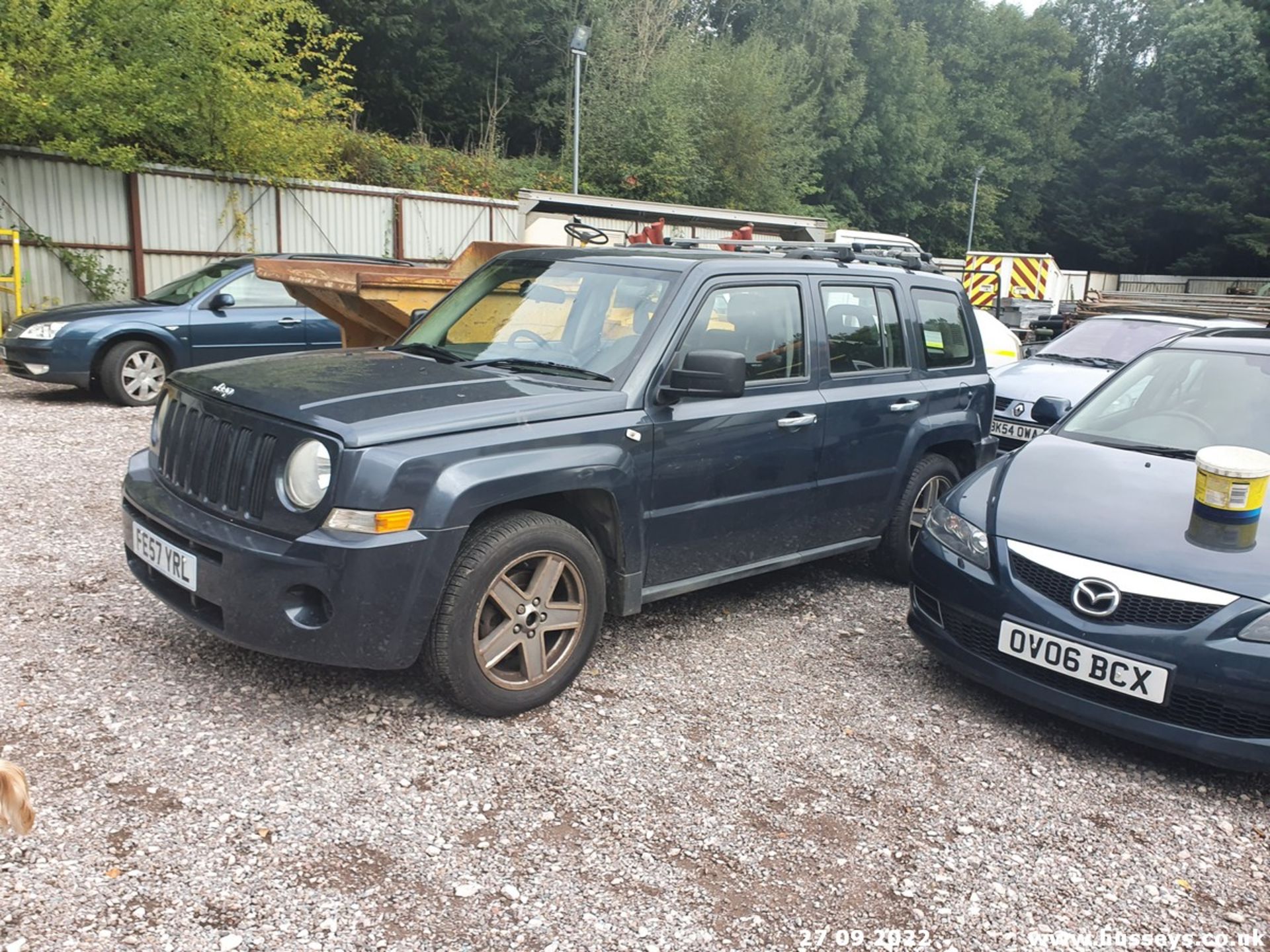 07/57 JEEP PATRIOT SPORT CRD - 1968cc 5dr Hatchback (Blue) - Image 2 of 25